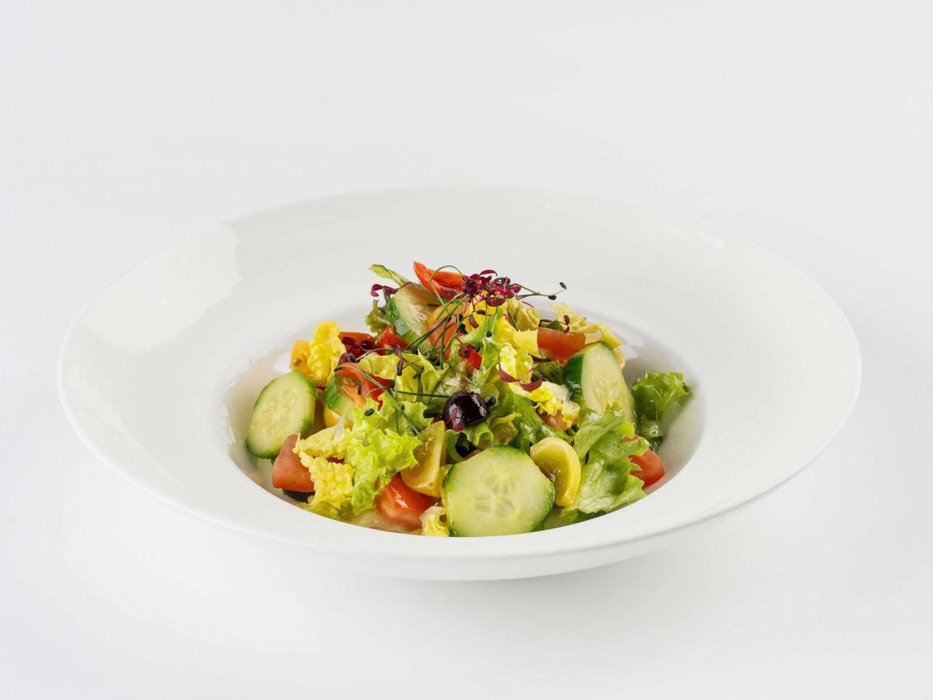 Restaurant/places to eat in Fairmont Ajman