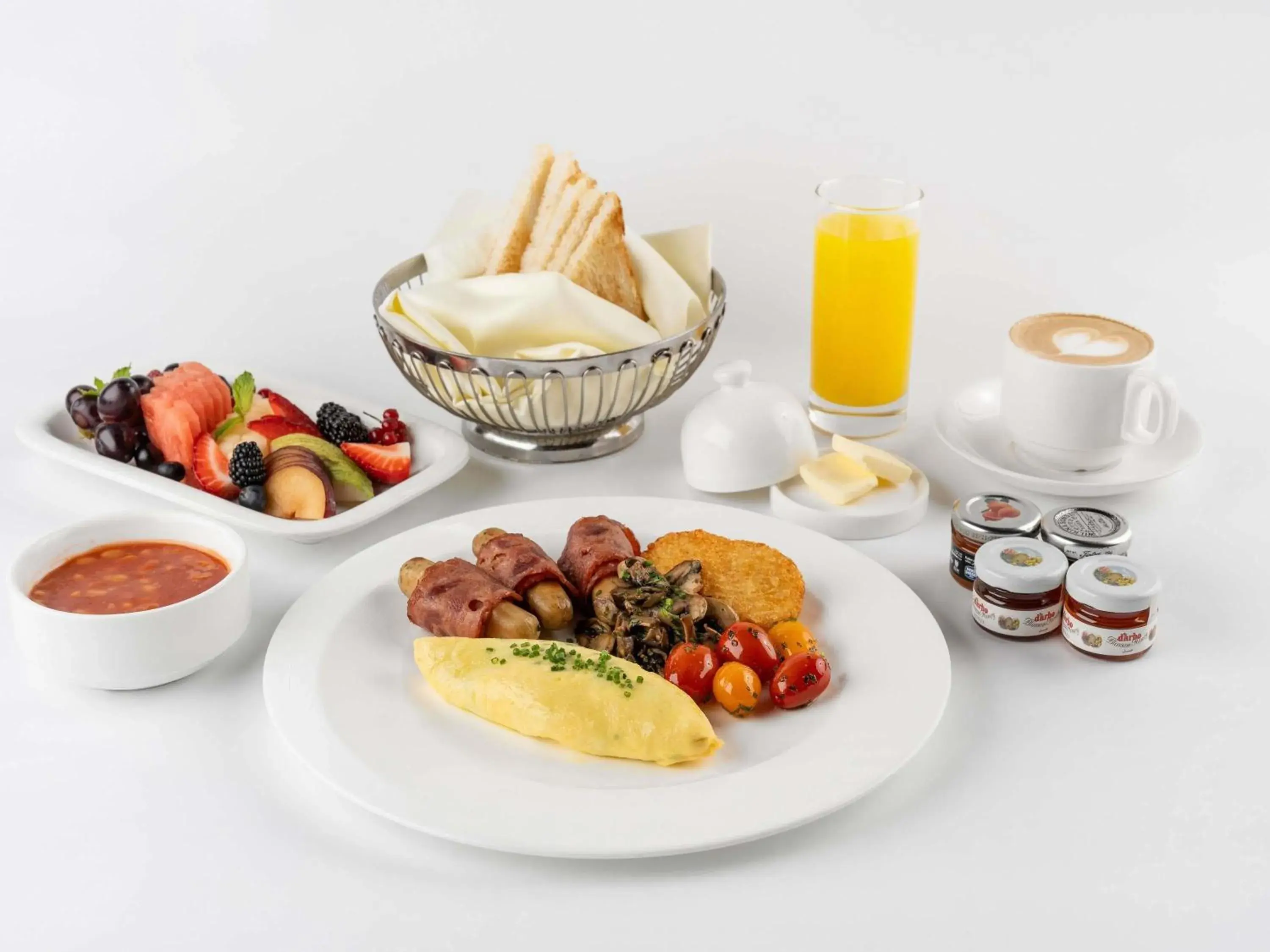 Restaurant/places to eat in Fairmont Ajman Restaurant/places to eat in Fairmont Ajman