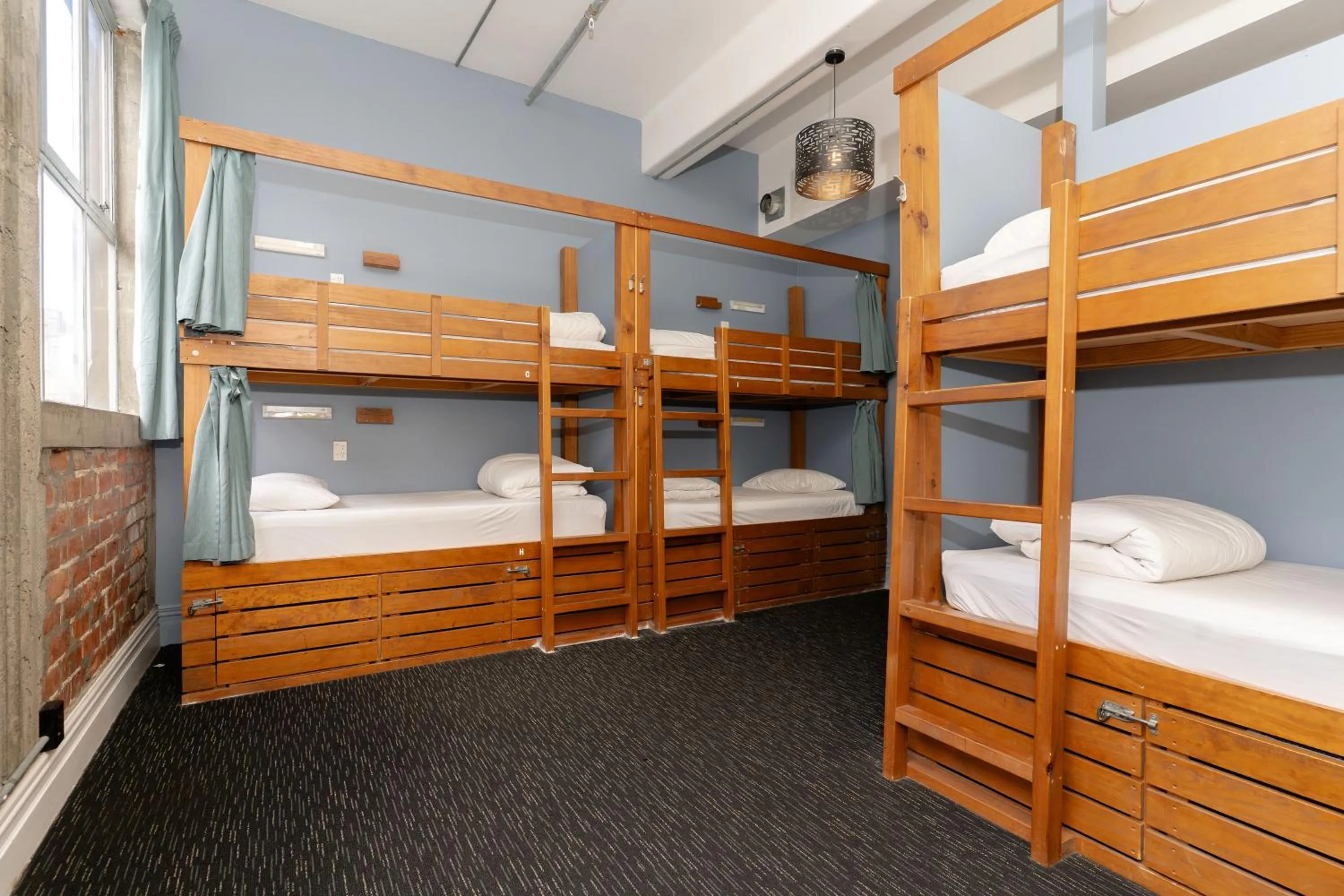 Bed in Haka House Auckland K'Road