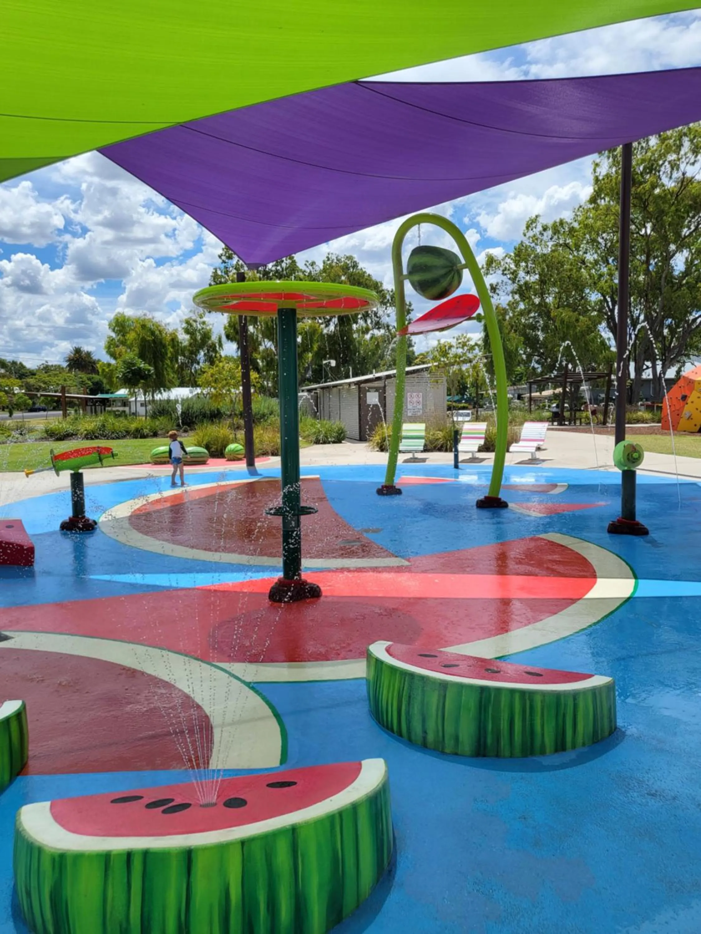 Nearby landmark in Chinchilla Tourist Park