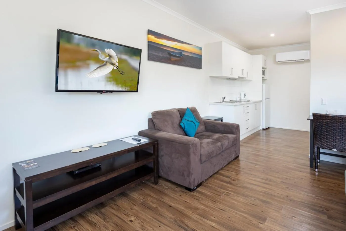 Kitchen or kitchenette in Chinchilla Tourist Park