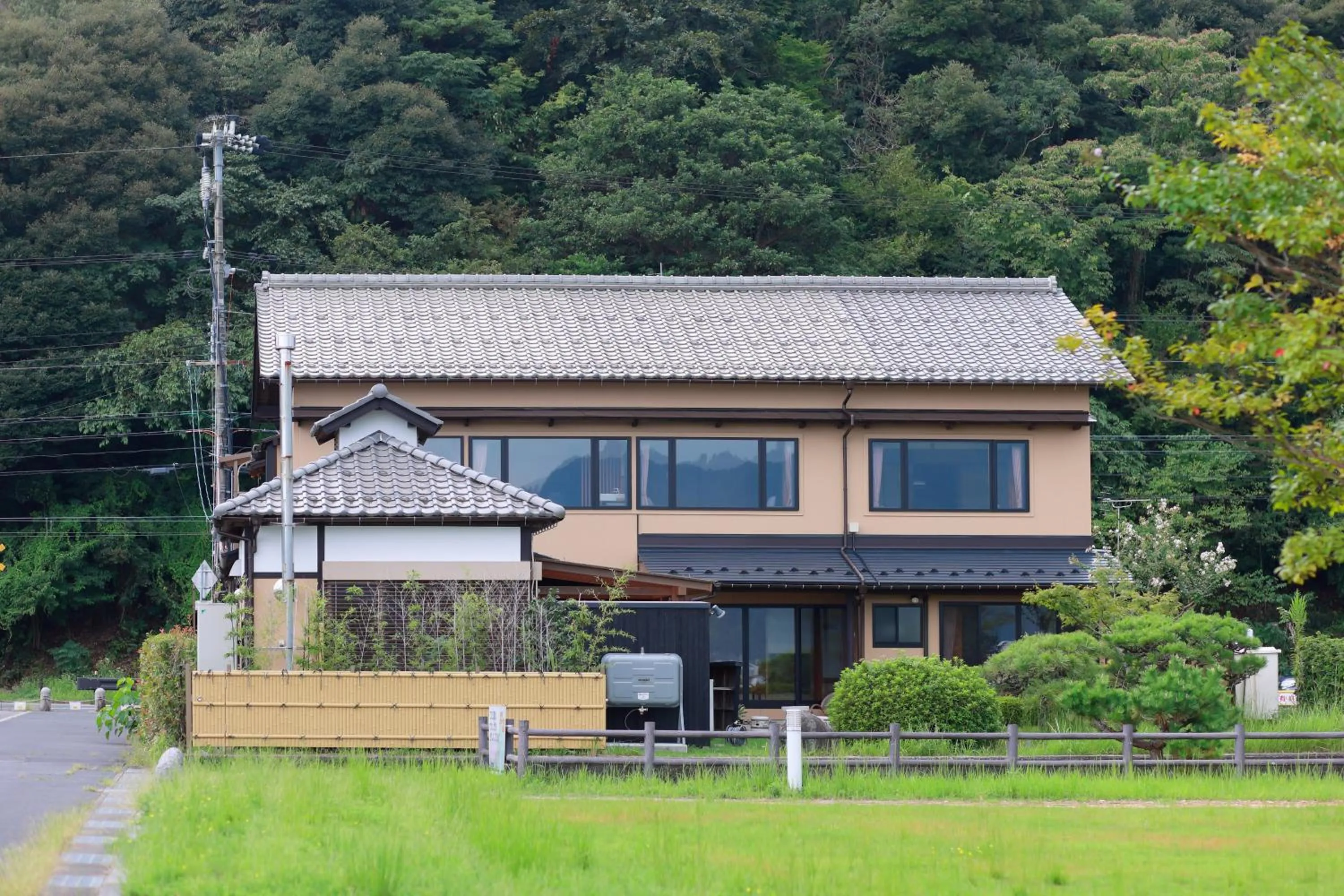 Property building in Jinpuso
