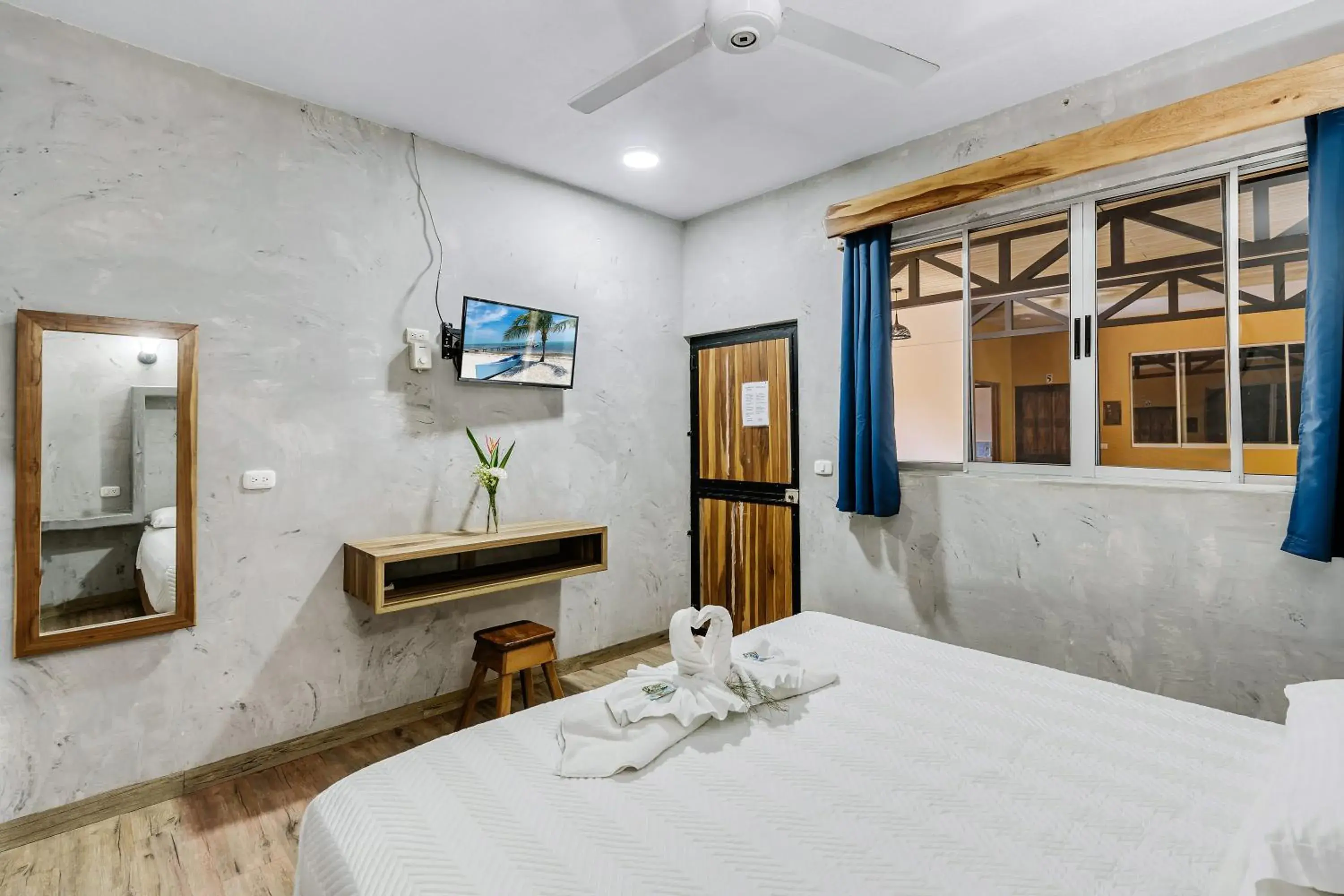 Double Room - single occupancy in Hotel Tamarindo INN - 1 mi to Tamarindo Beach Double Room - single occupancy in Hotel Tamarindo INN - 1 mi to Tamarindo Beach