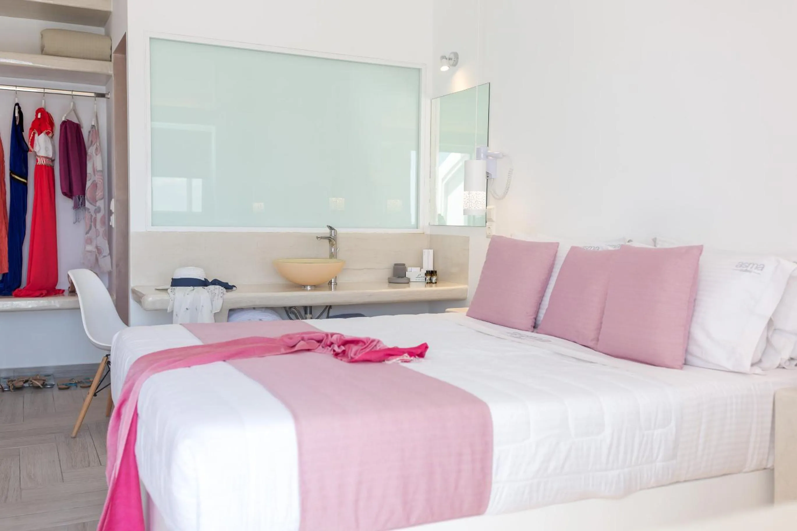 Bedroom, Bed in Asma Suites