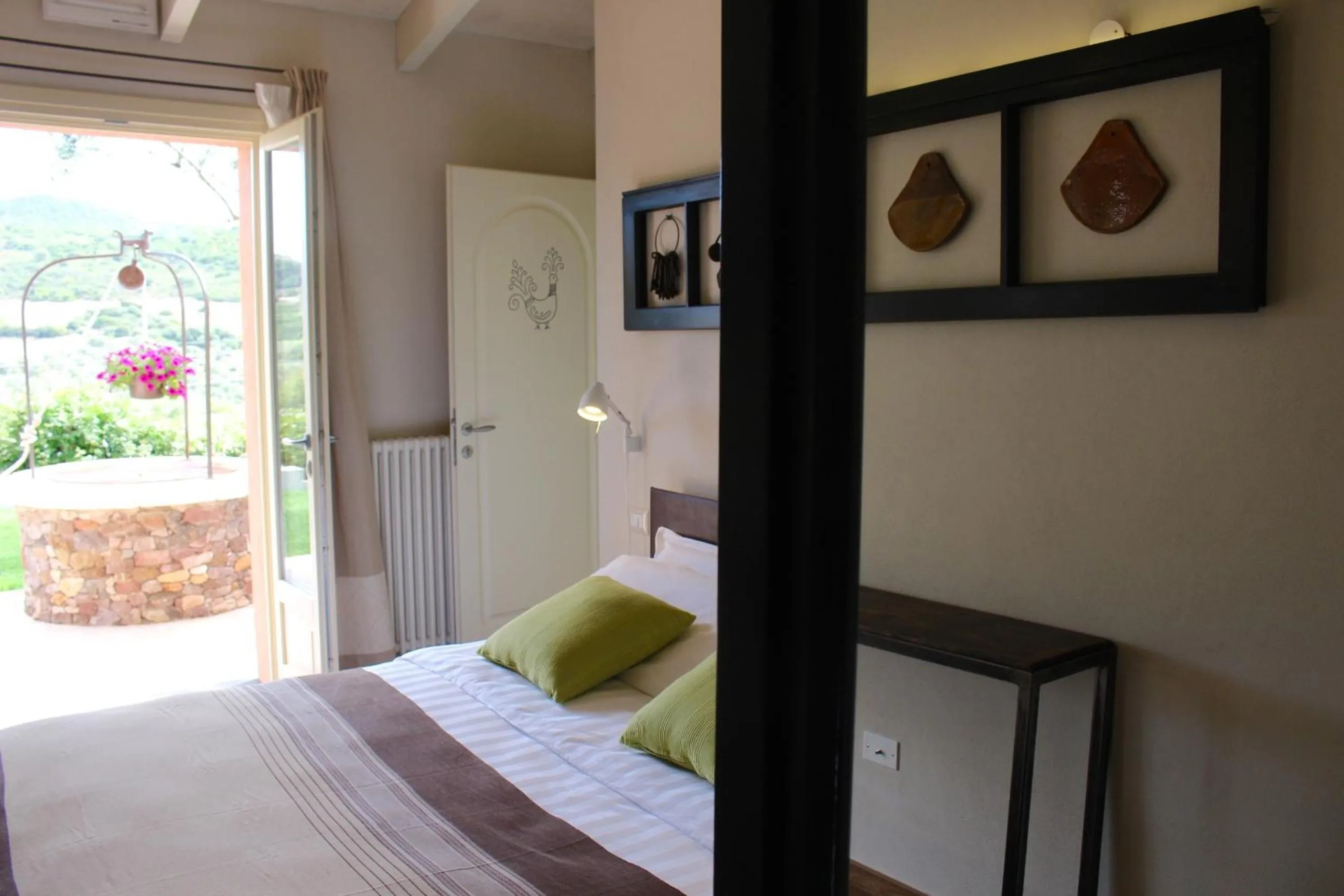 Decorative detail, Bed in B&B Kapì Country