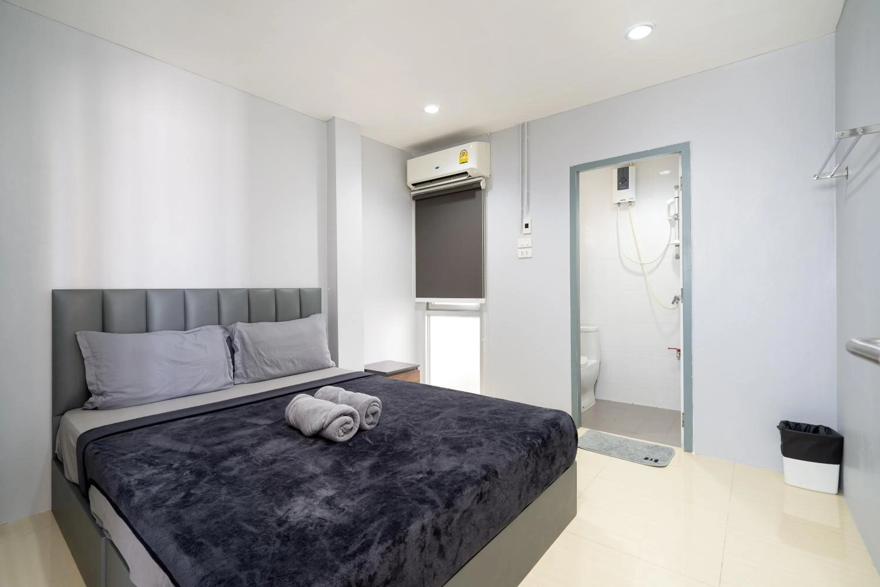 Photo of the whole room, Bed in OH Hostels - Bangkok