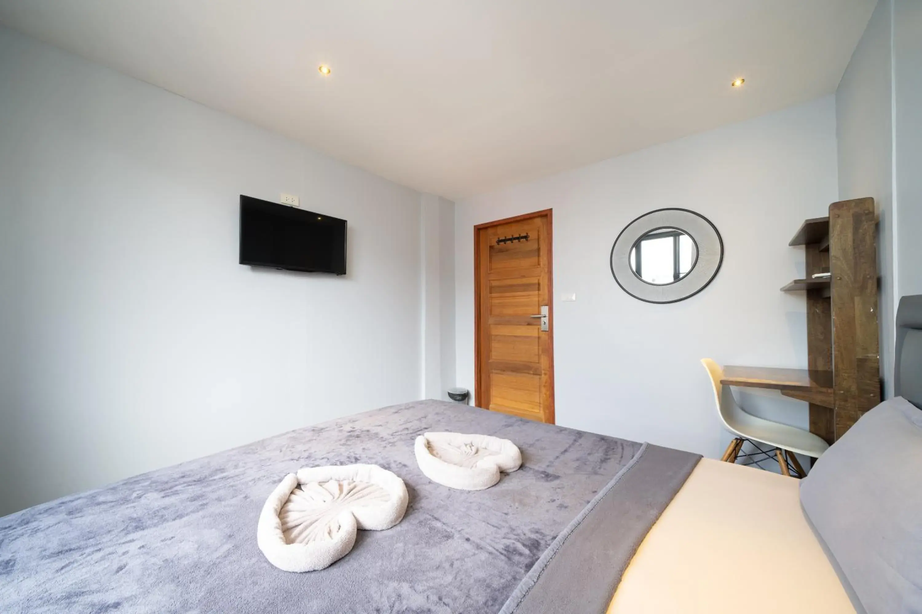 Photo of the whole room, Bed in OH Hostels - Bangkok Photo of the whole room, Bed in OH Hostels - Bangkok