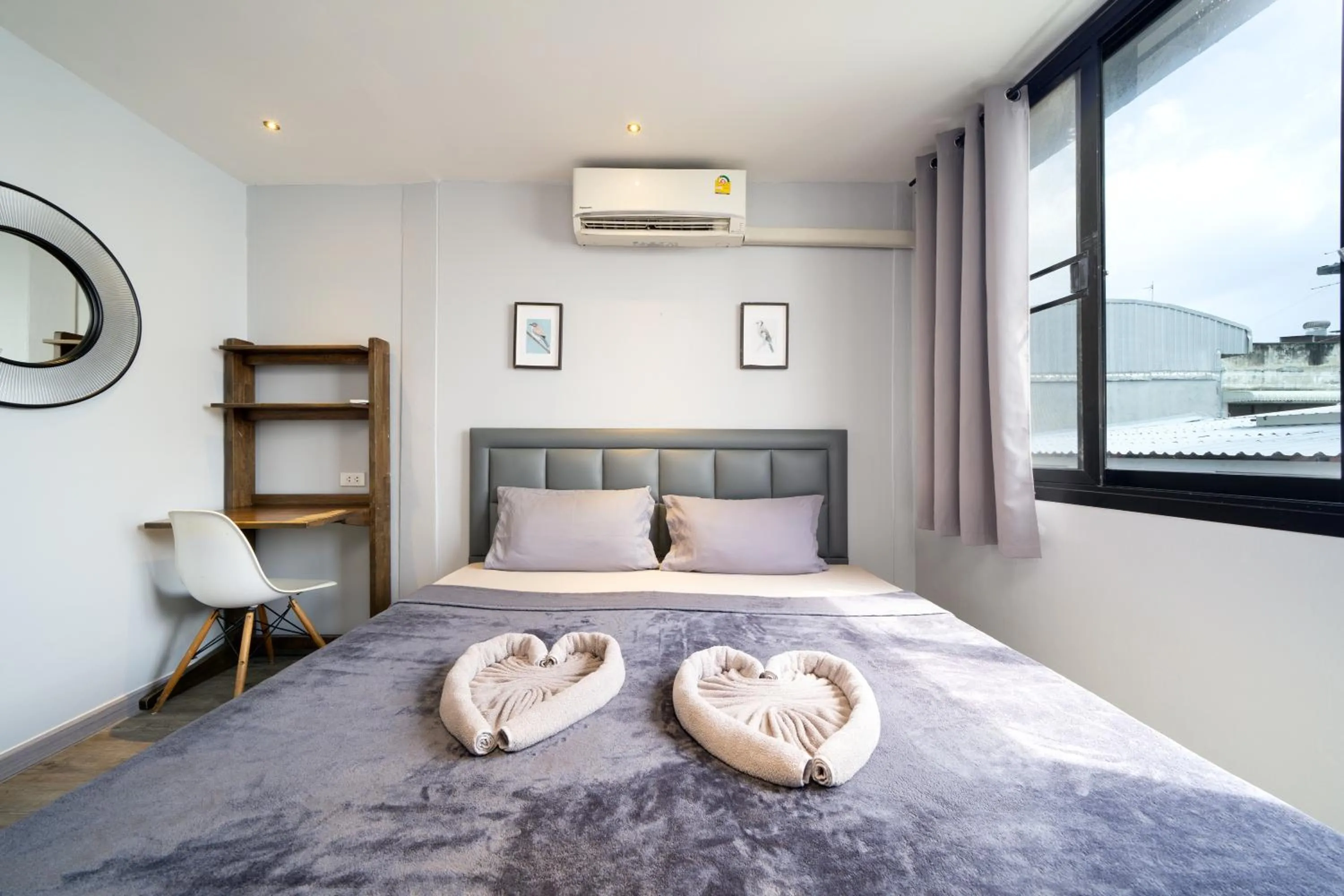 Photo of the whole room, Bed in OH Hostels - Bangkok