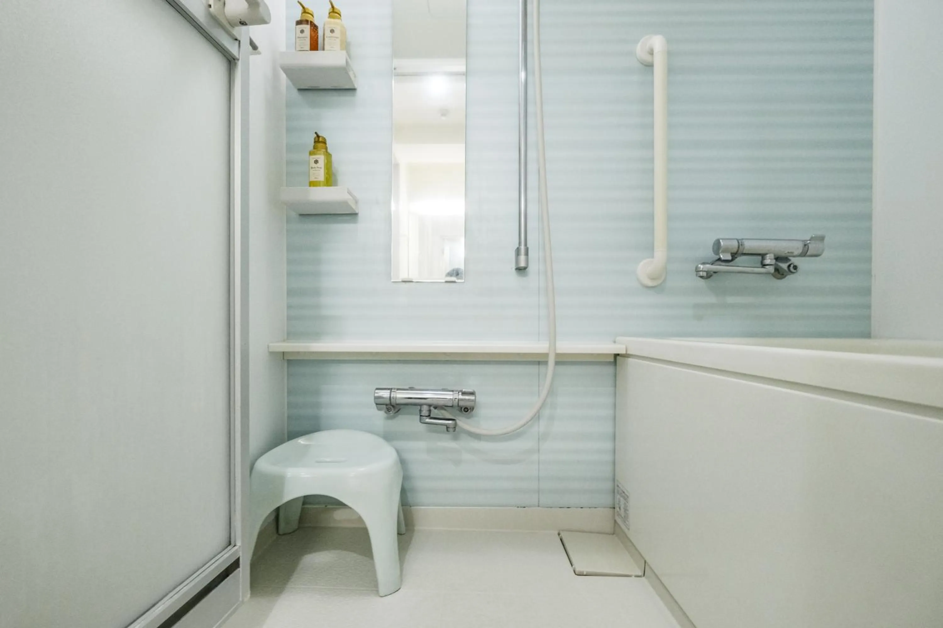 Toilet in Ikebukuro La Rêve House