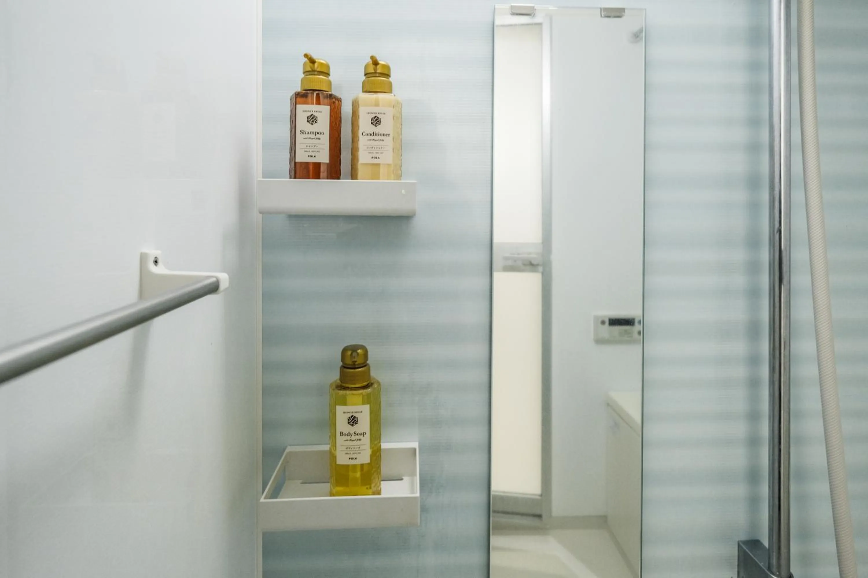 Bathroom in Ikebukuro La Rêve House