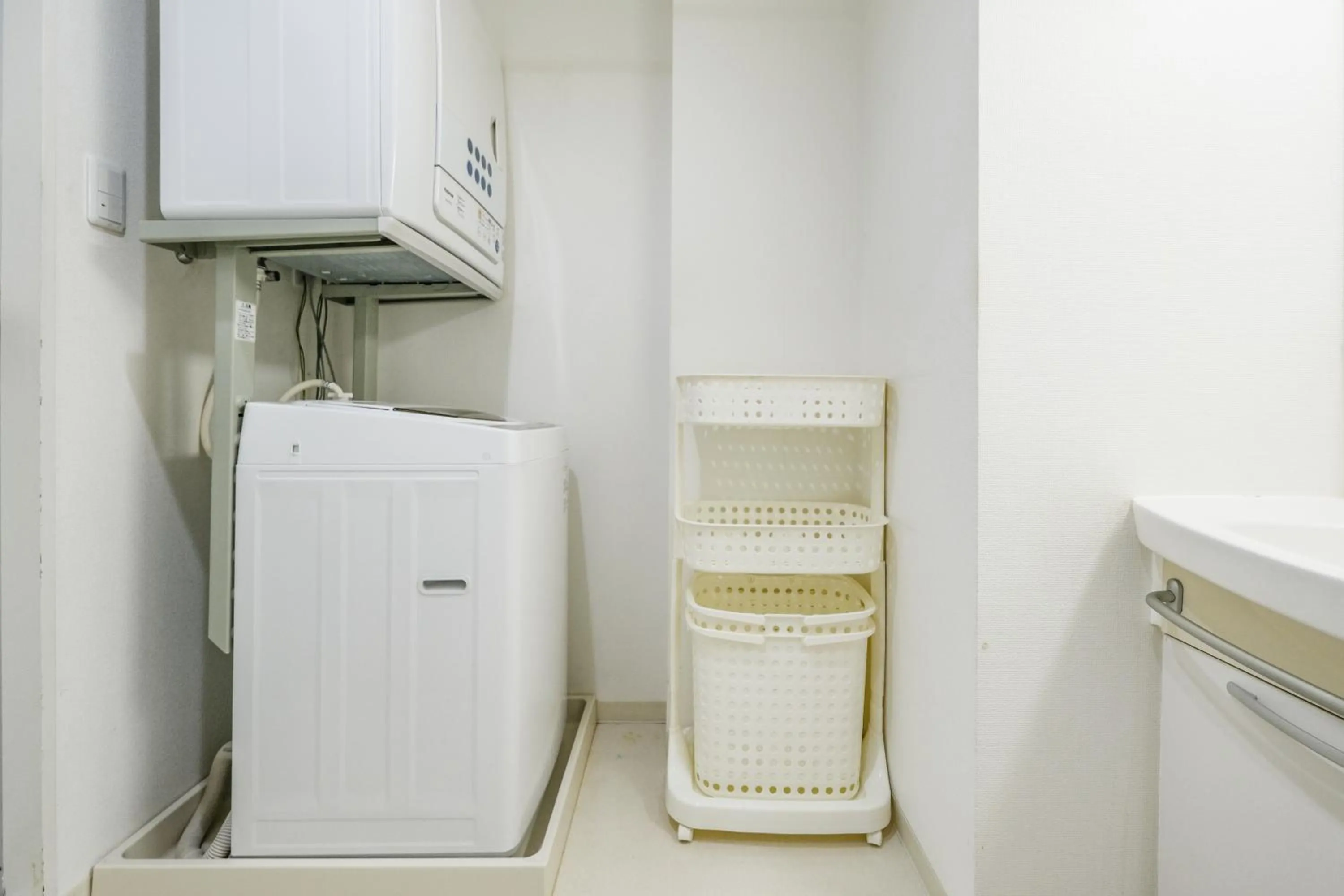 washing machine in Ikebukuro La Rêve House