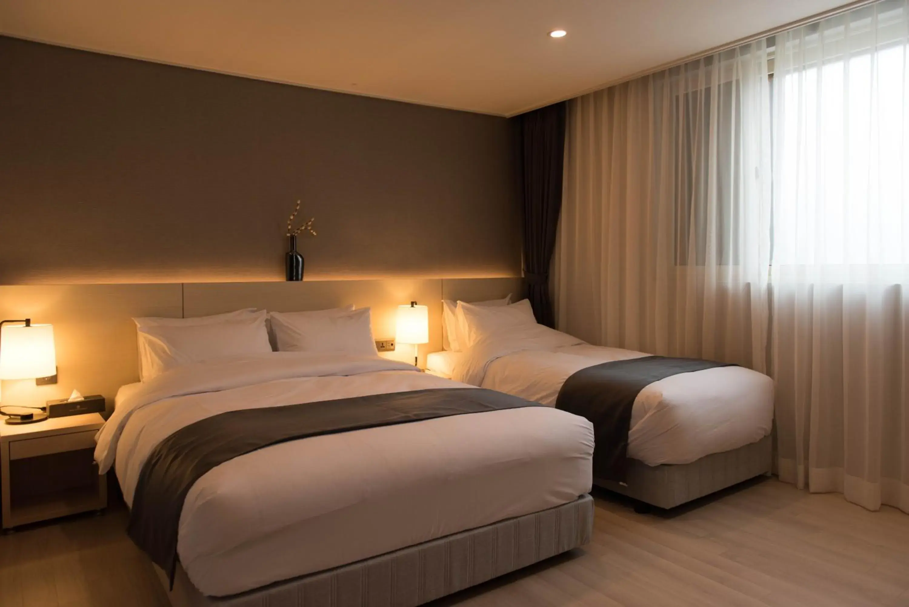 Bed in New Donghae Tourist Hotel Bed in New Donghae Tourist Hotel