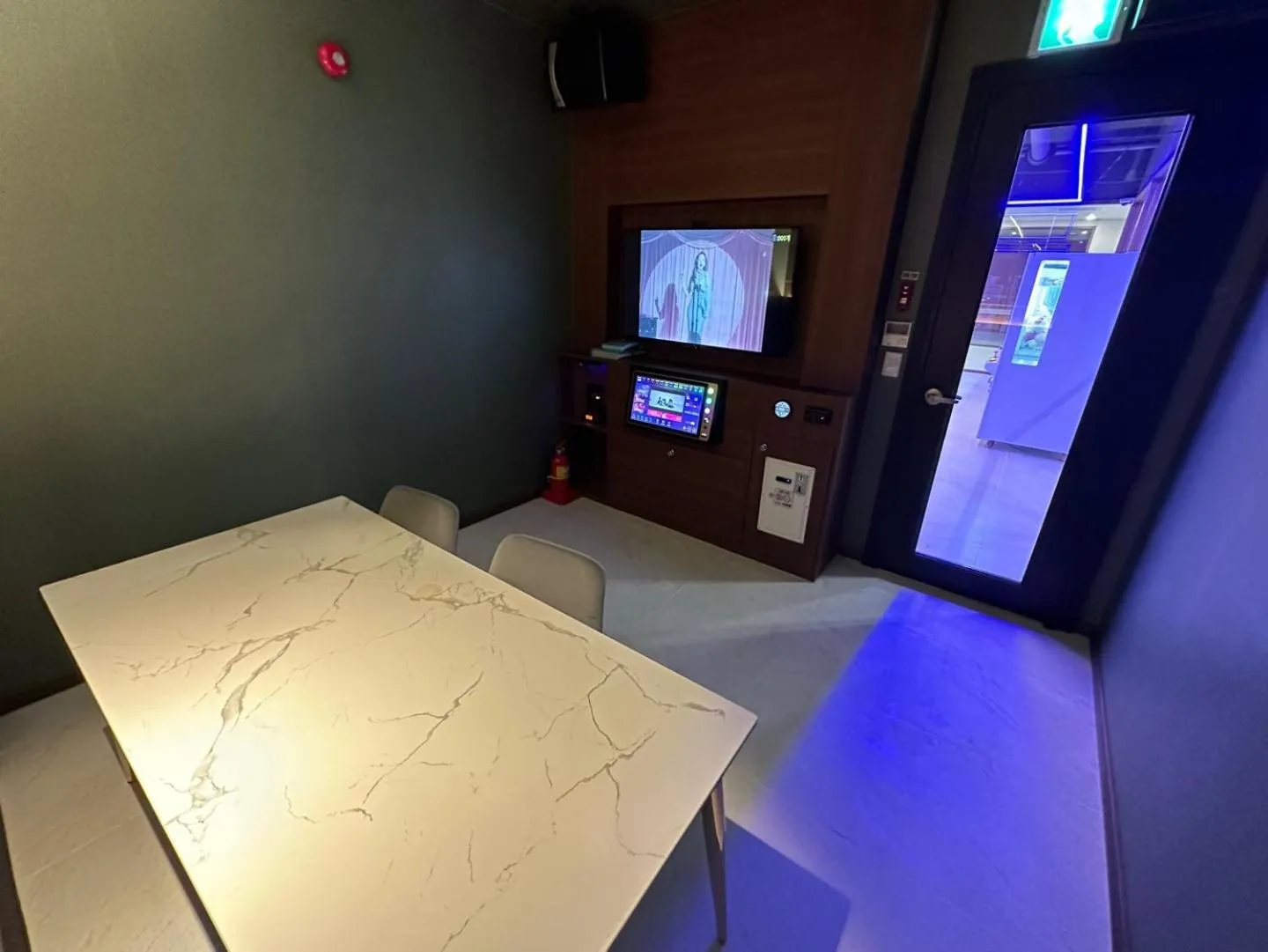 Game Room in New Donghae Tourist Hotel