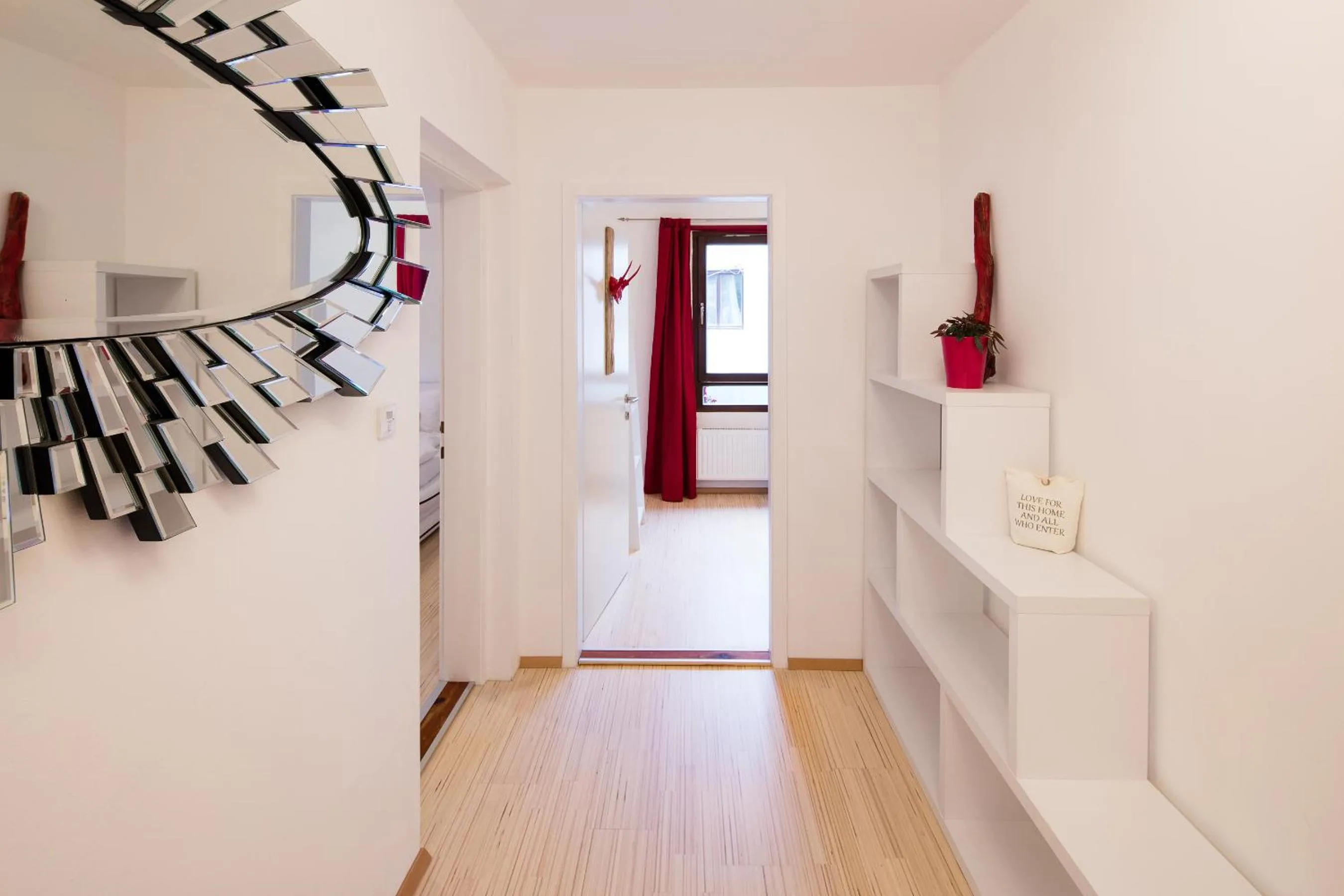 Decorative detail in W & S Executive Apartments - Hallstatt I