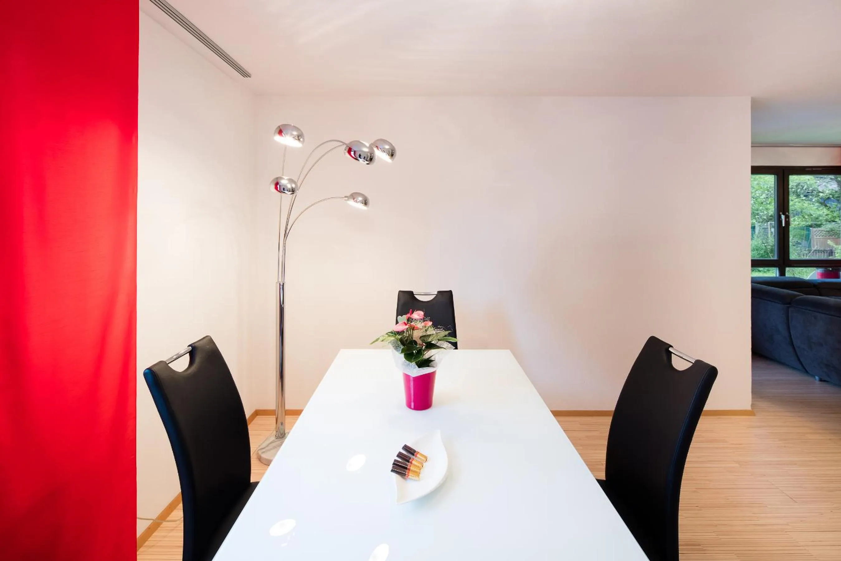 Dining area in W & S Executive Apartments - Hallstatt I