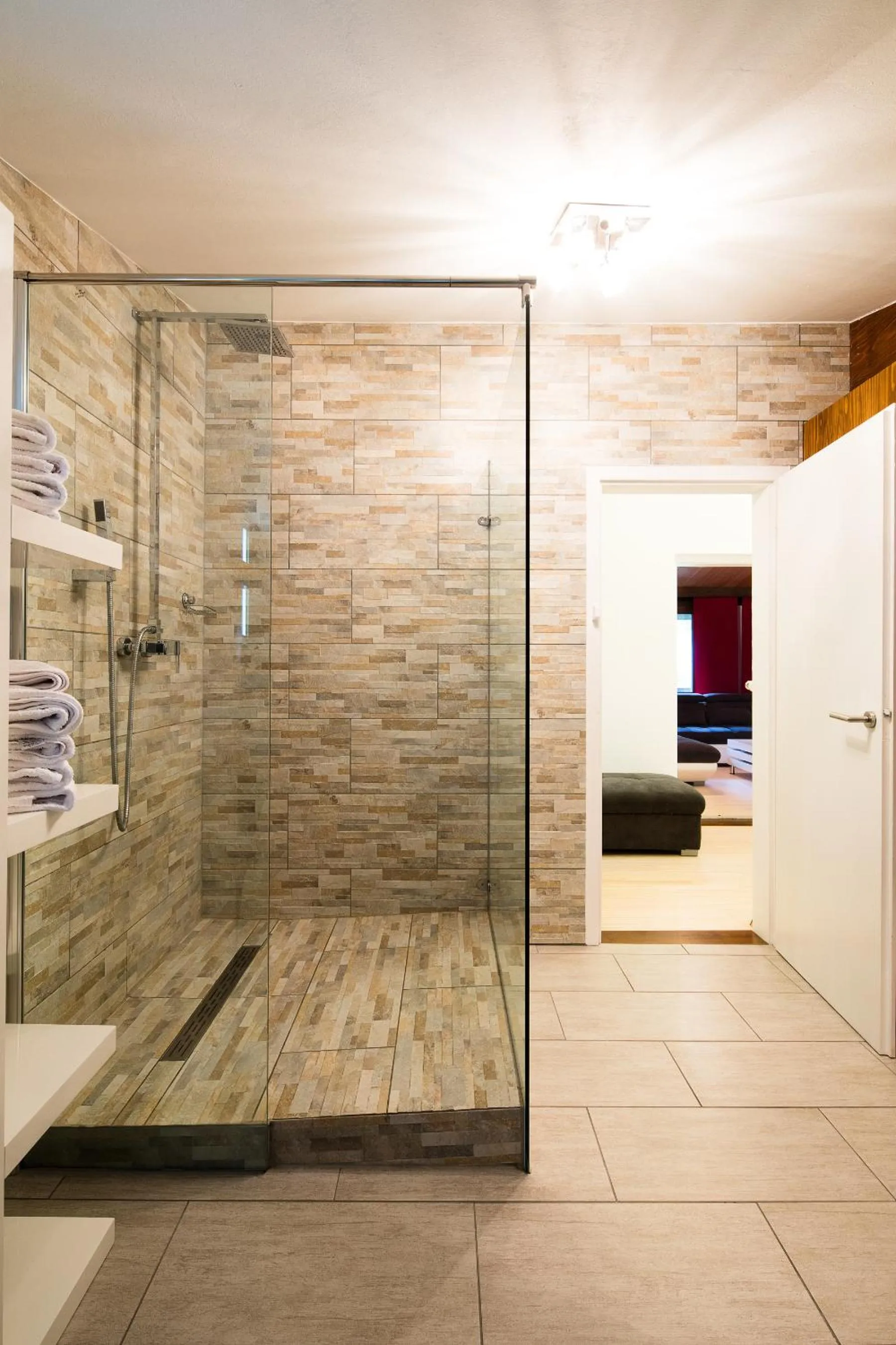 Shower in W & S Executive Apartments - Hallstatt I