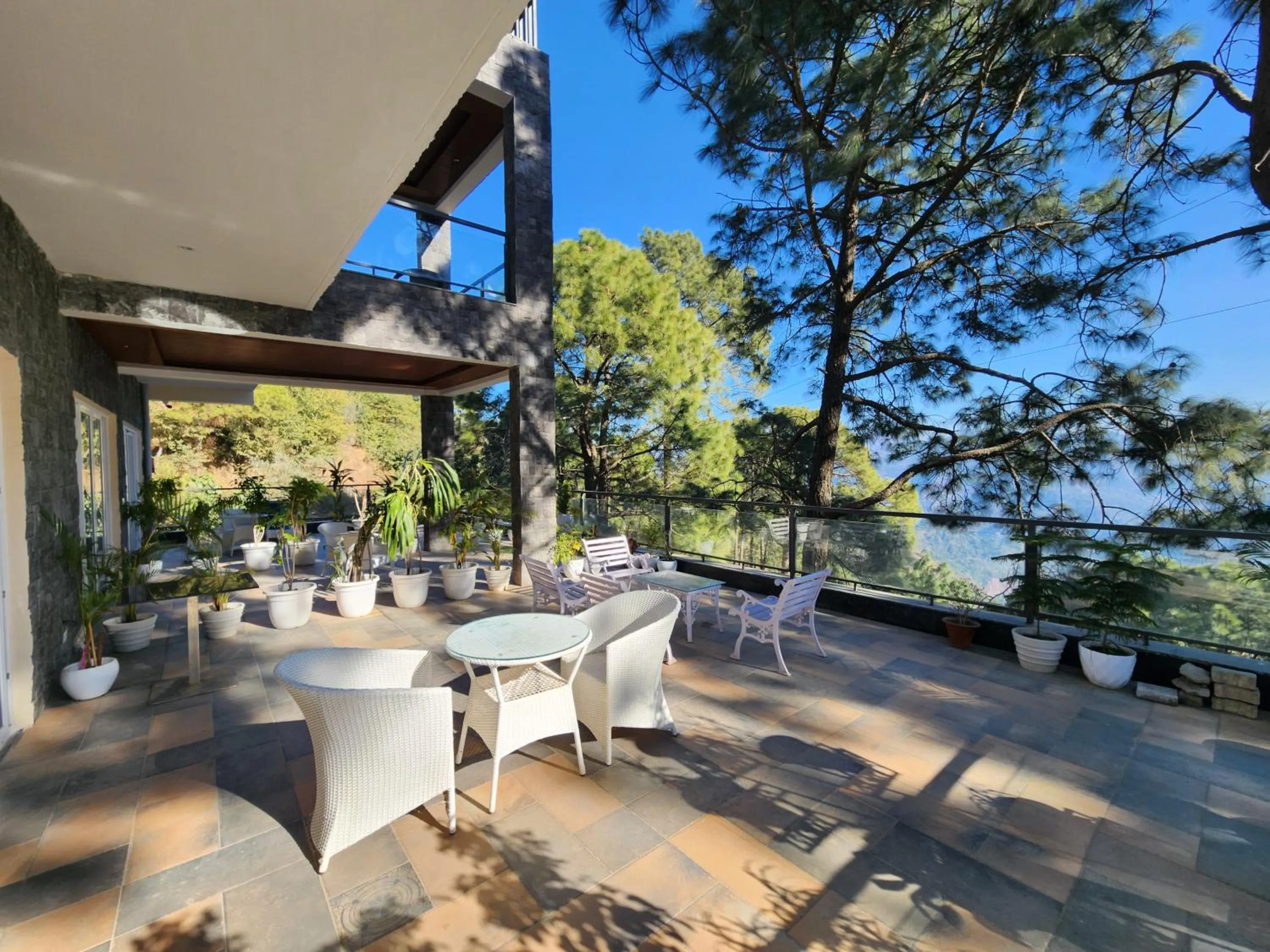 Balcony/Terrace in The Hamilton Kasauli