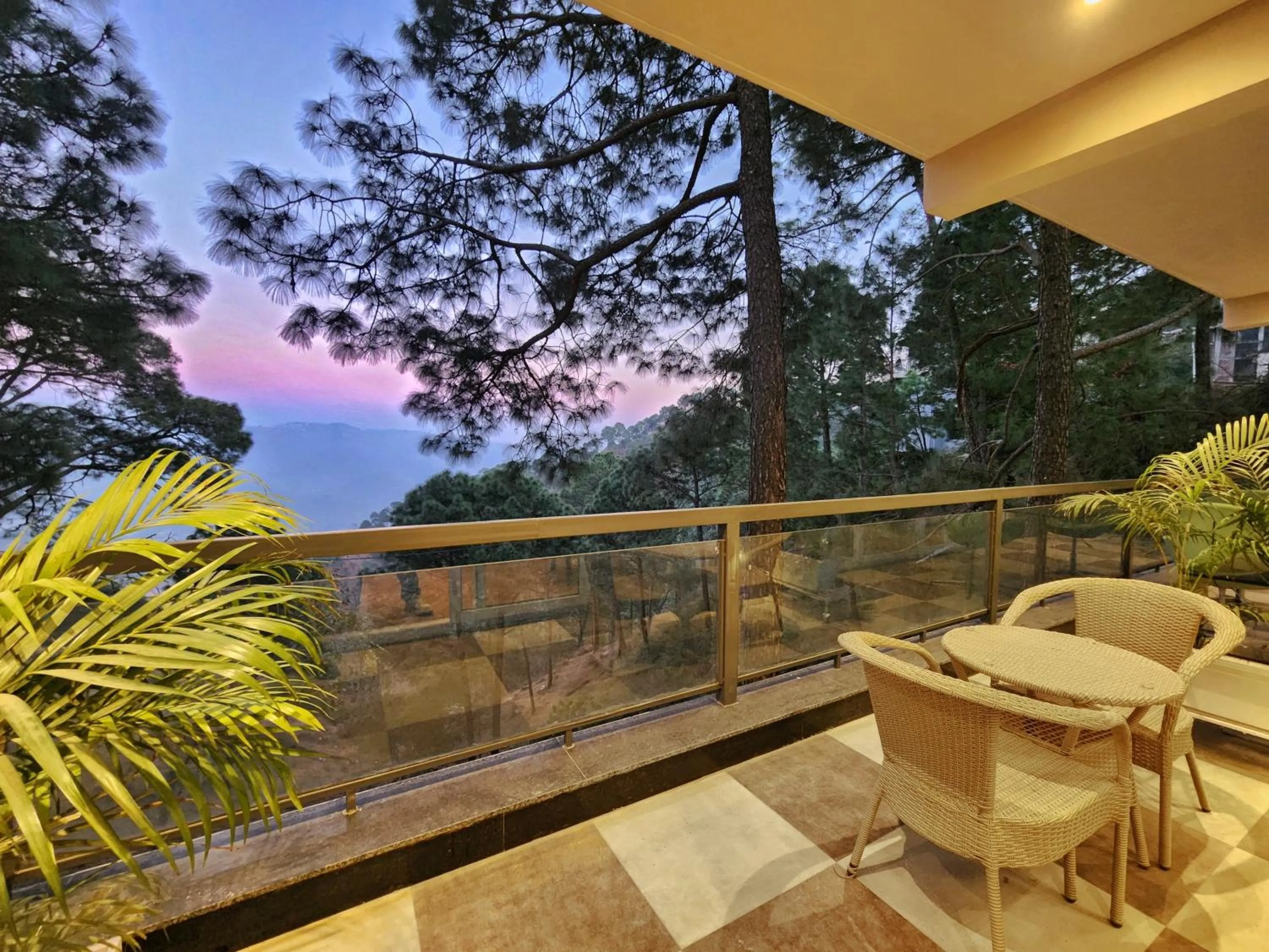 Balcony/Terrace in The Hamilton Kasauli