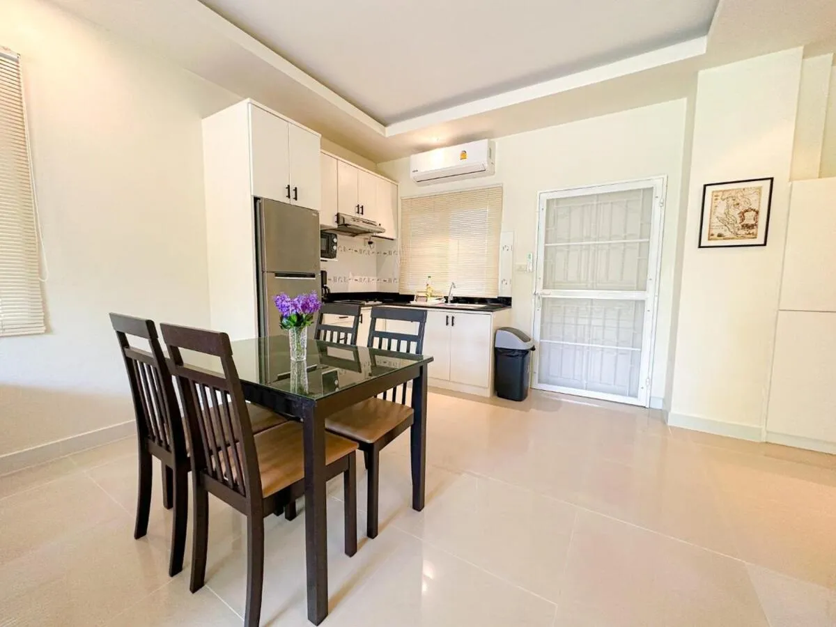 Oasis 1 Bedroom Apartment In Rawai