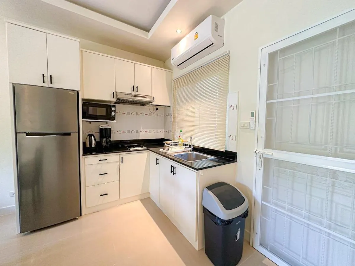 Oasis 1 Bedroom Apartment In Rawai