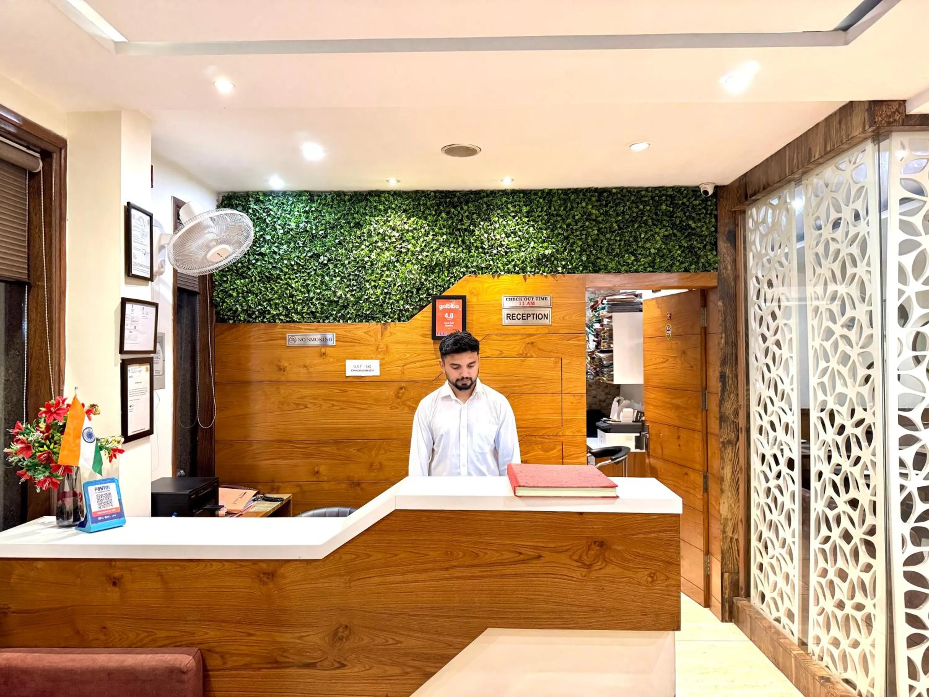 Lobby or reception in Hotel Bahl Regency