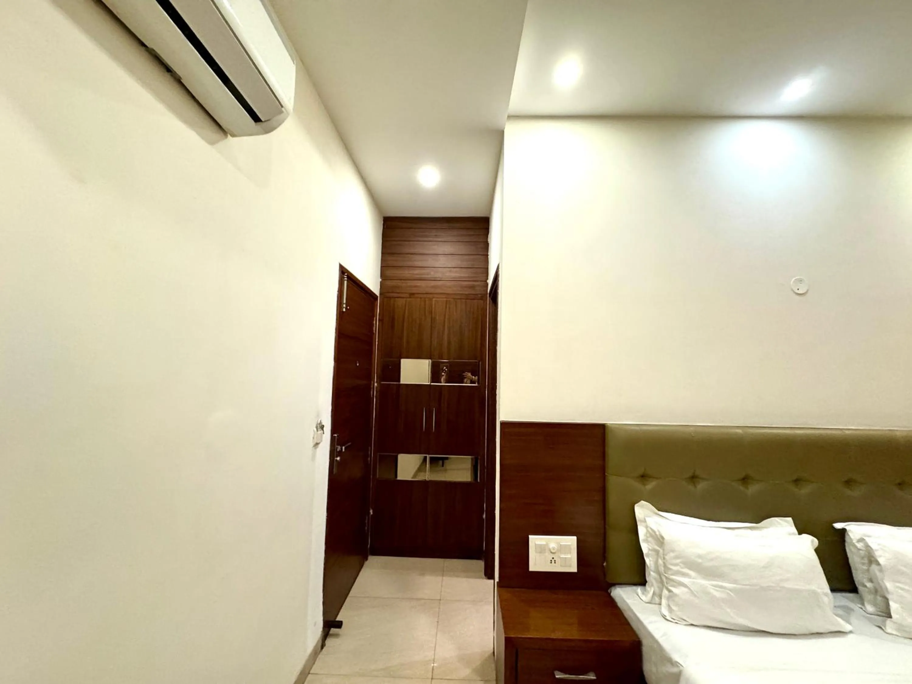 Photo of the whole room, Bed in Hotel Bahl Regency