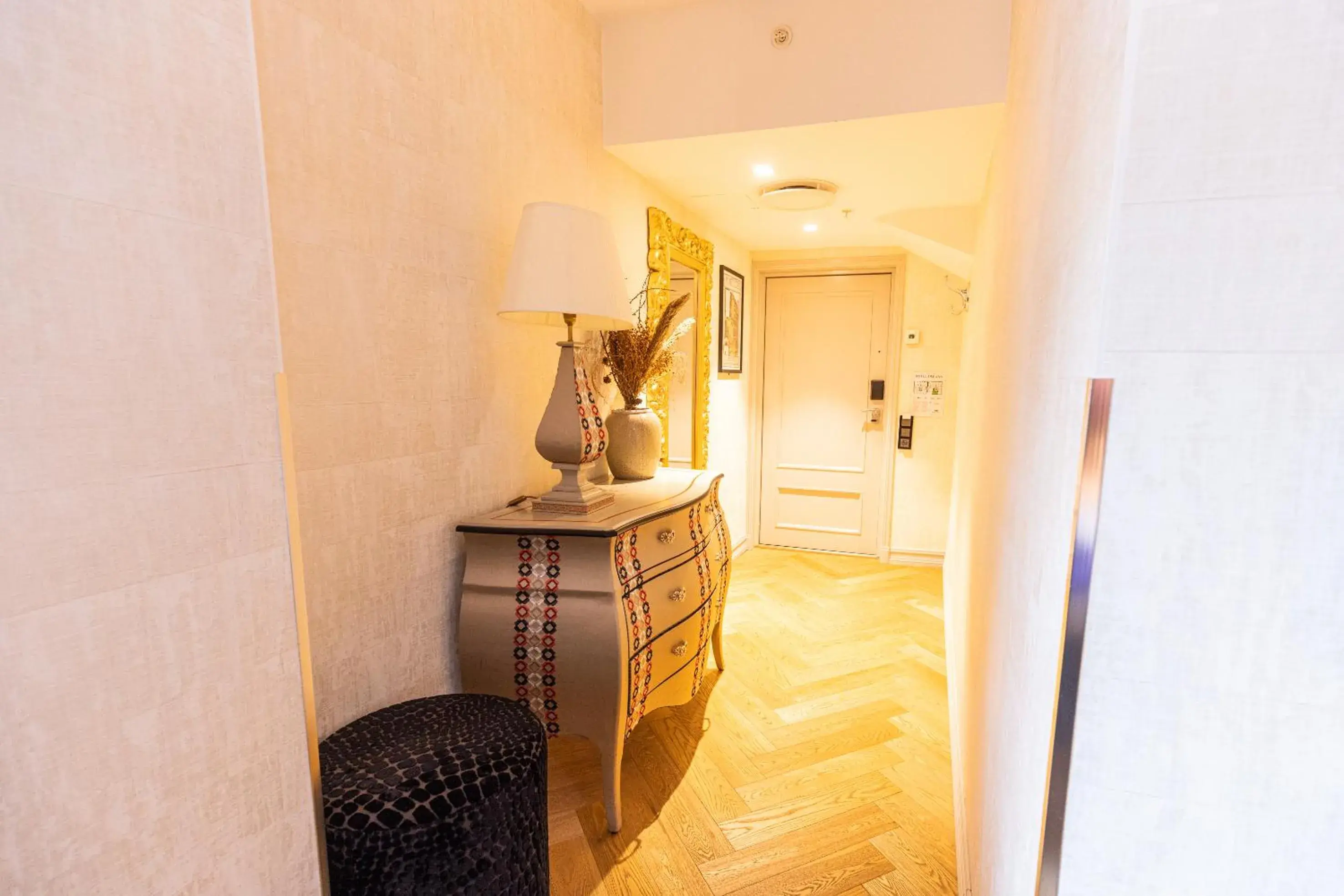 Facade/entrance in Hotel Oleana Facade/entrance in Hotel Oleana