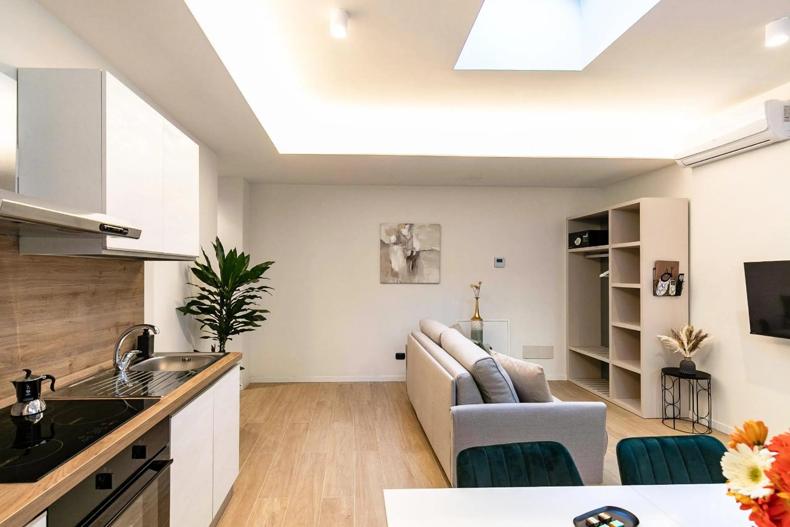 Kitchen or kitchenette in Aiello Hotels - CityLife Apartments