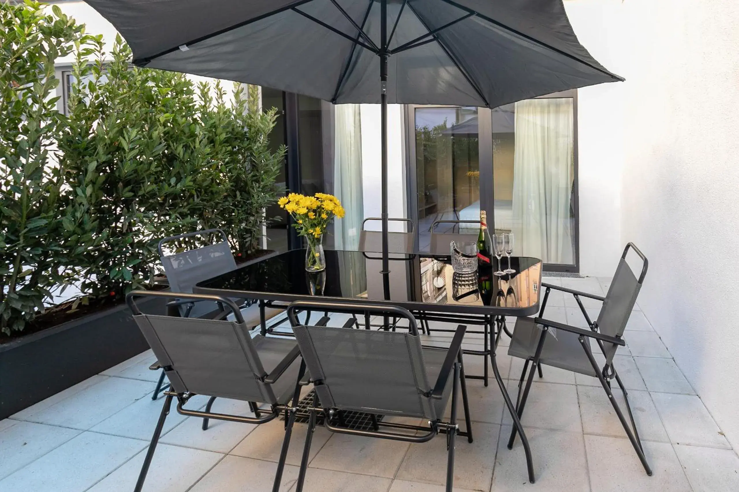 Two-Bedroom Apartment with Terrace in Aiello Hotels - CityLife Apartments Two-Bedroom Apartment with Terrace in Aiello Hotels - CityLife Apartments
