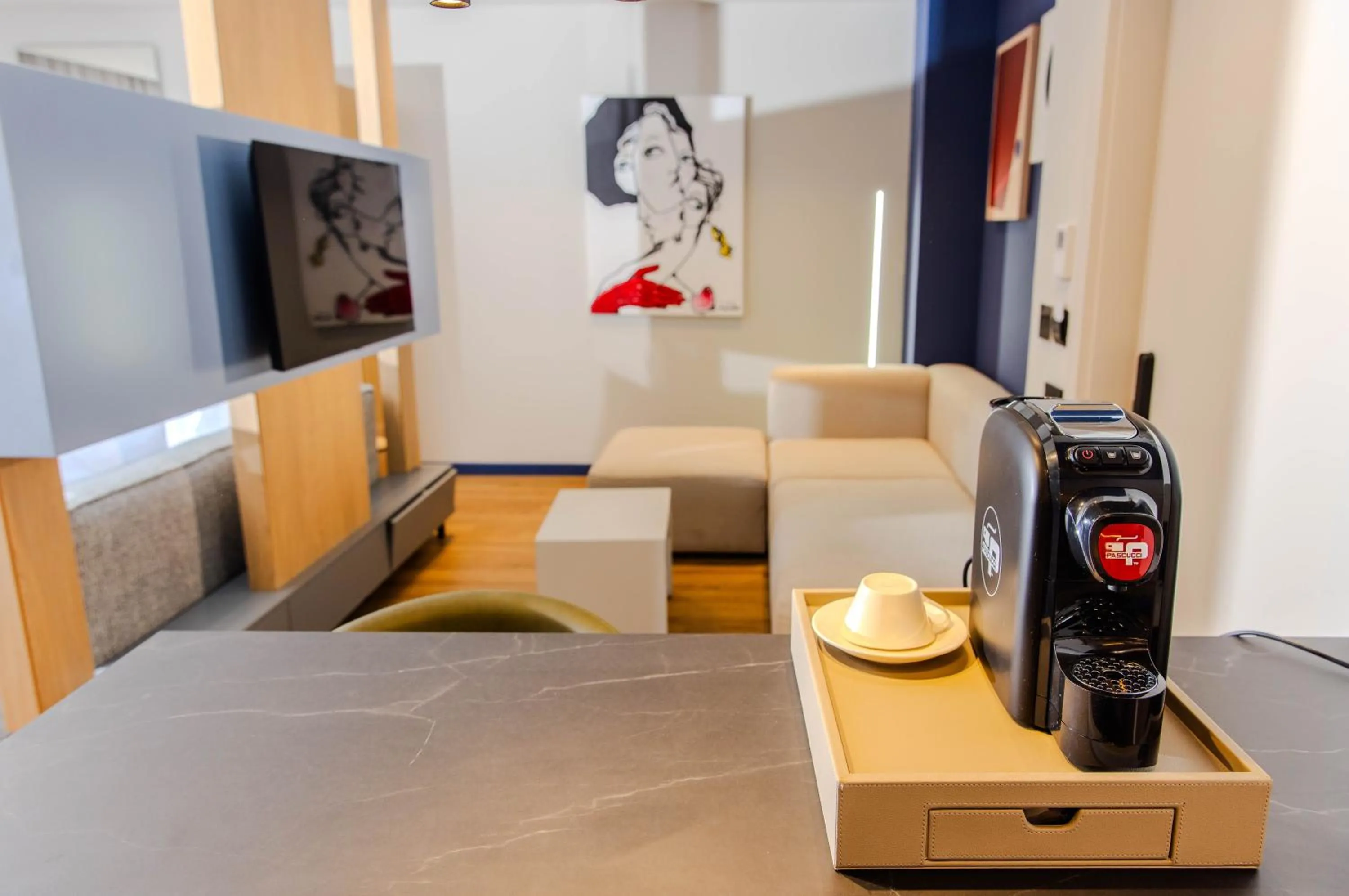 TV and multimedia, Bed in Si Hotel Tirana