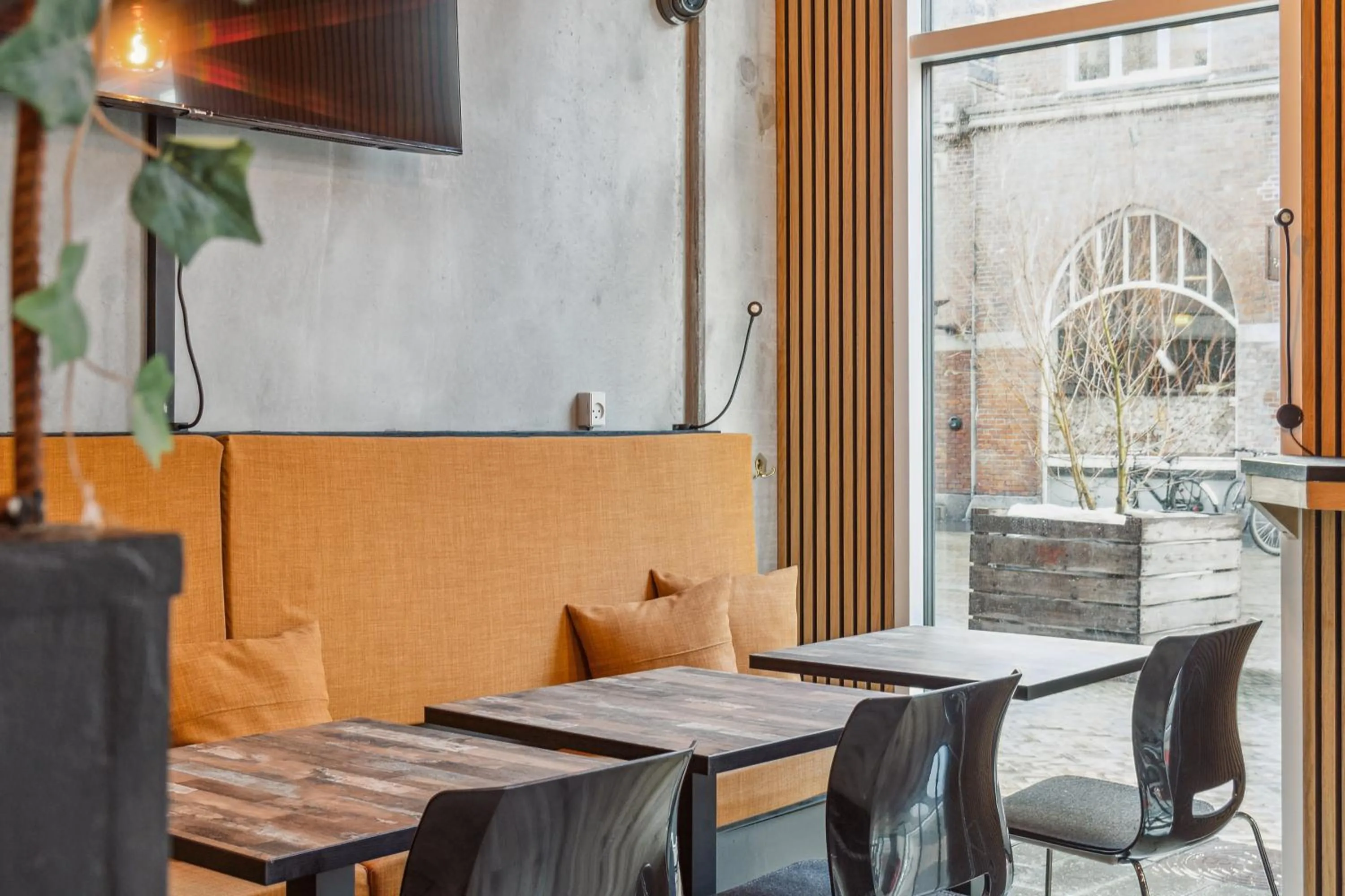Seating area in Hotel Fyrtøjet - We give less You save more