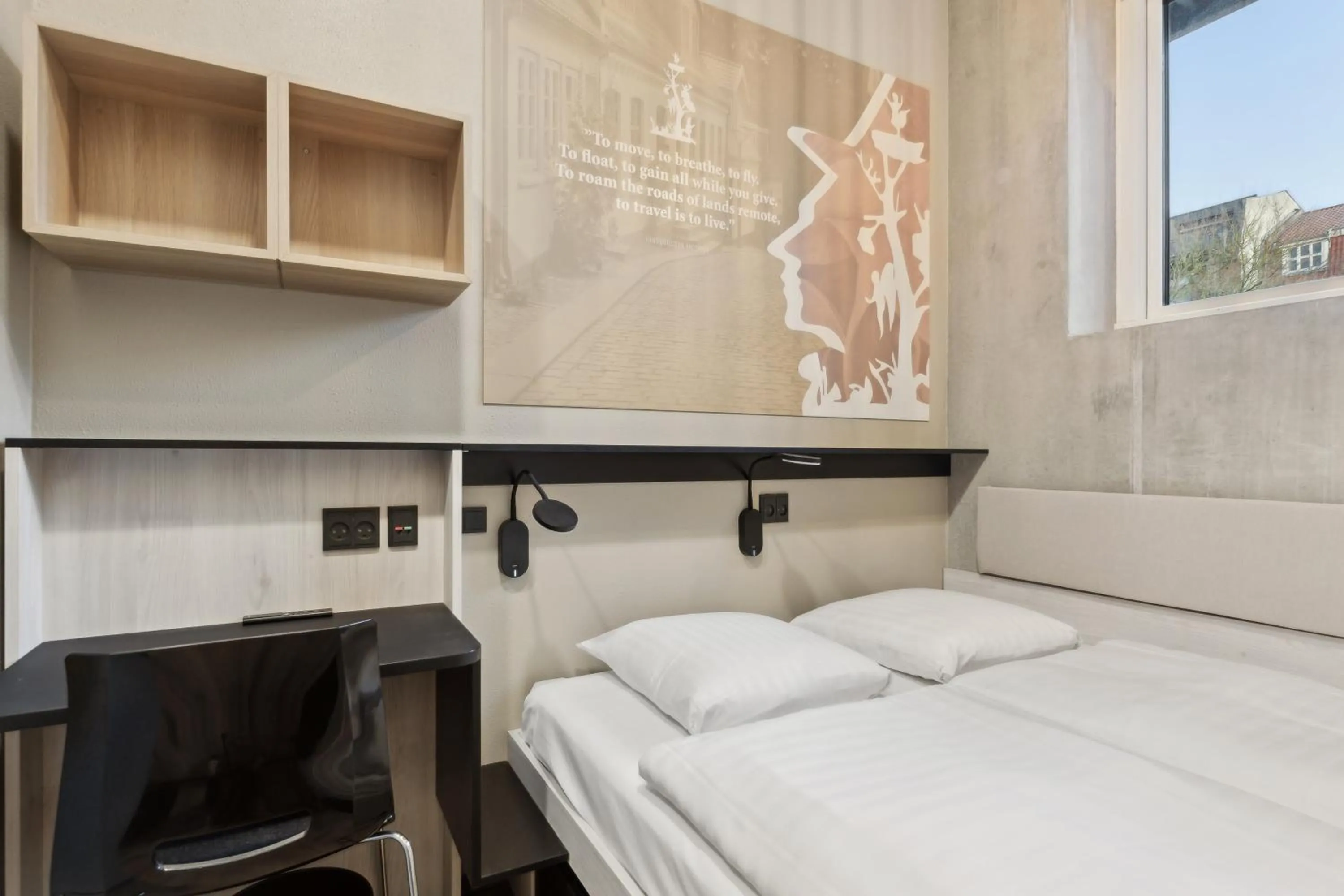 Bed in Hotel Fyrtøjet - We give less You save more