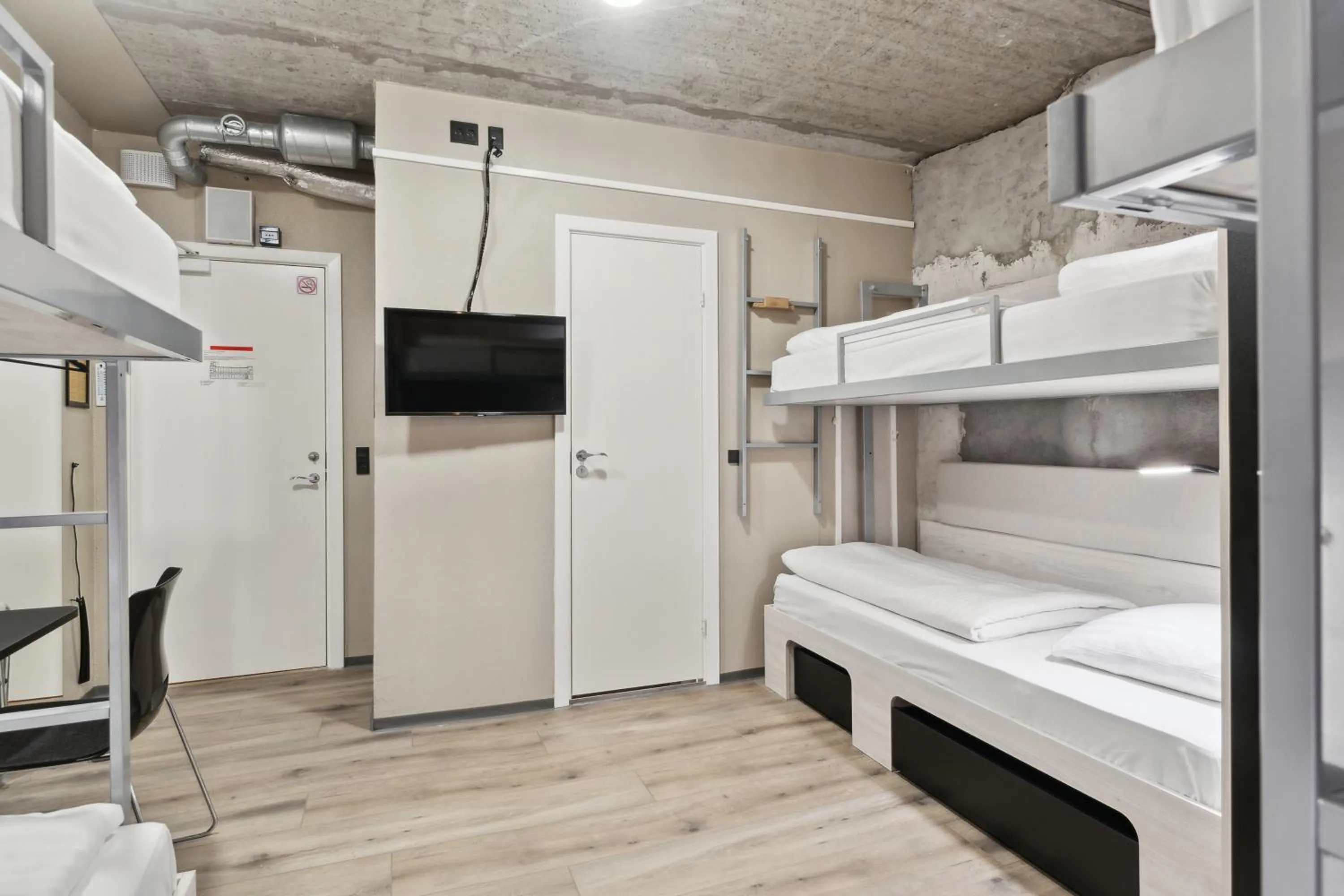 bunk bed, Bed in Hotel Fyrtøjet - We give less You save more