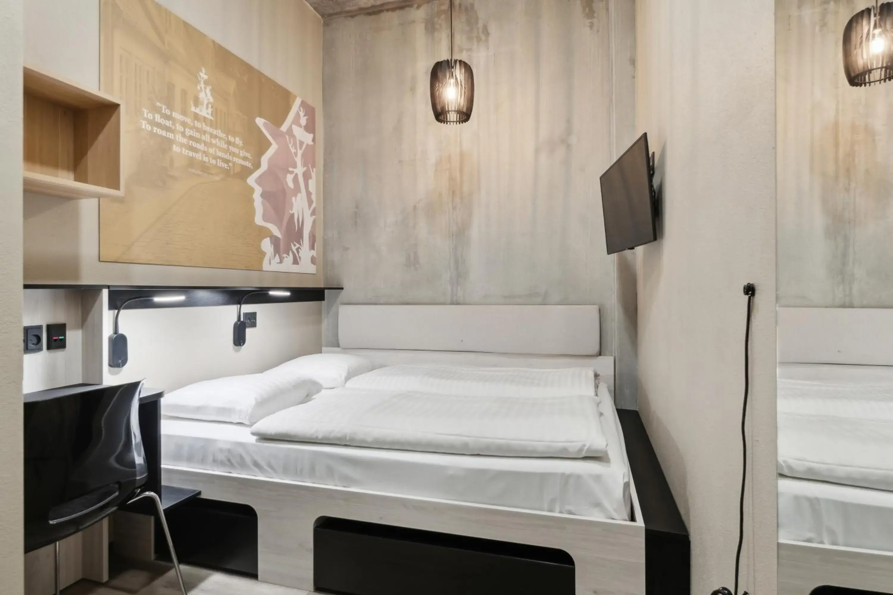 Standard Double Room (Windowless) - single occupancy in Hotel Fyrtøjet - We give less You save more Standard Double Room (Windowless) - single occupancy in Hotel Fyrtøjet - We give less You save more
