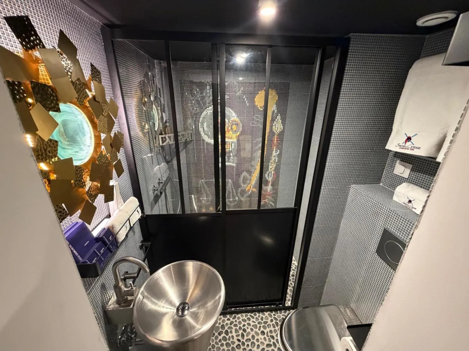 Shower in Snow Lodge Hotel Courchevel 1850