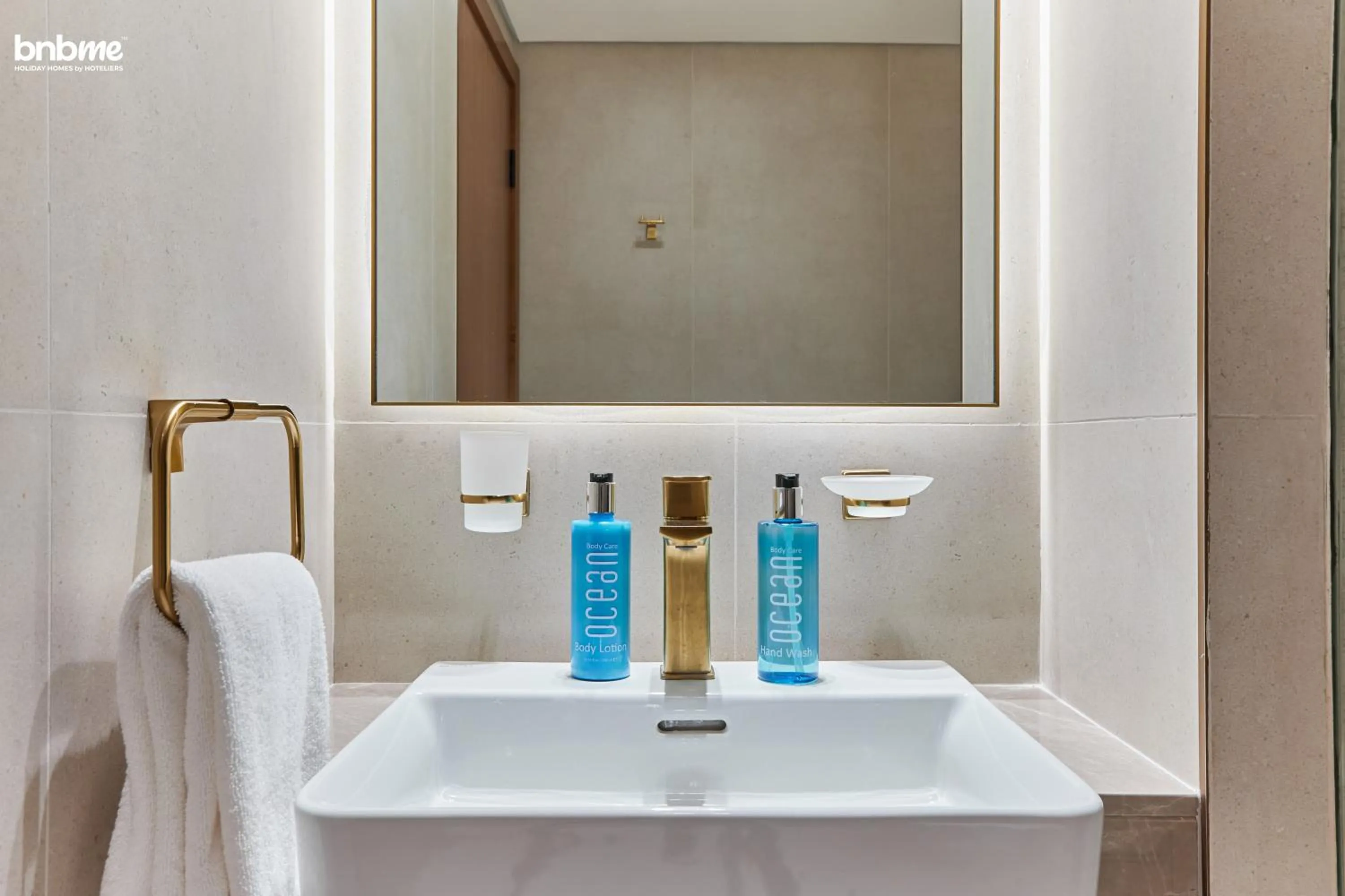 Bathroom in bnbmehomes - Binghatti Lavender