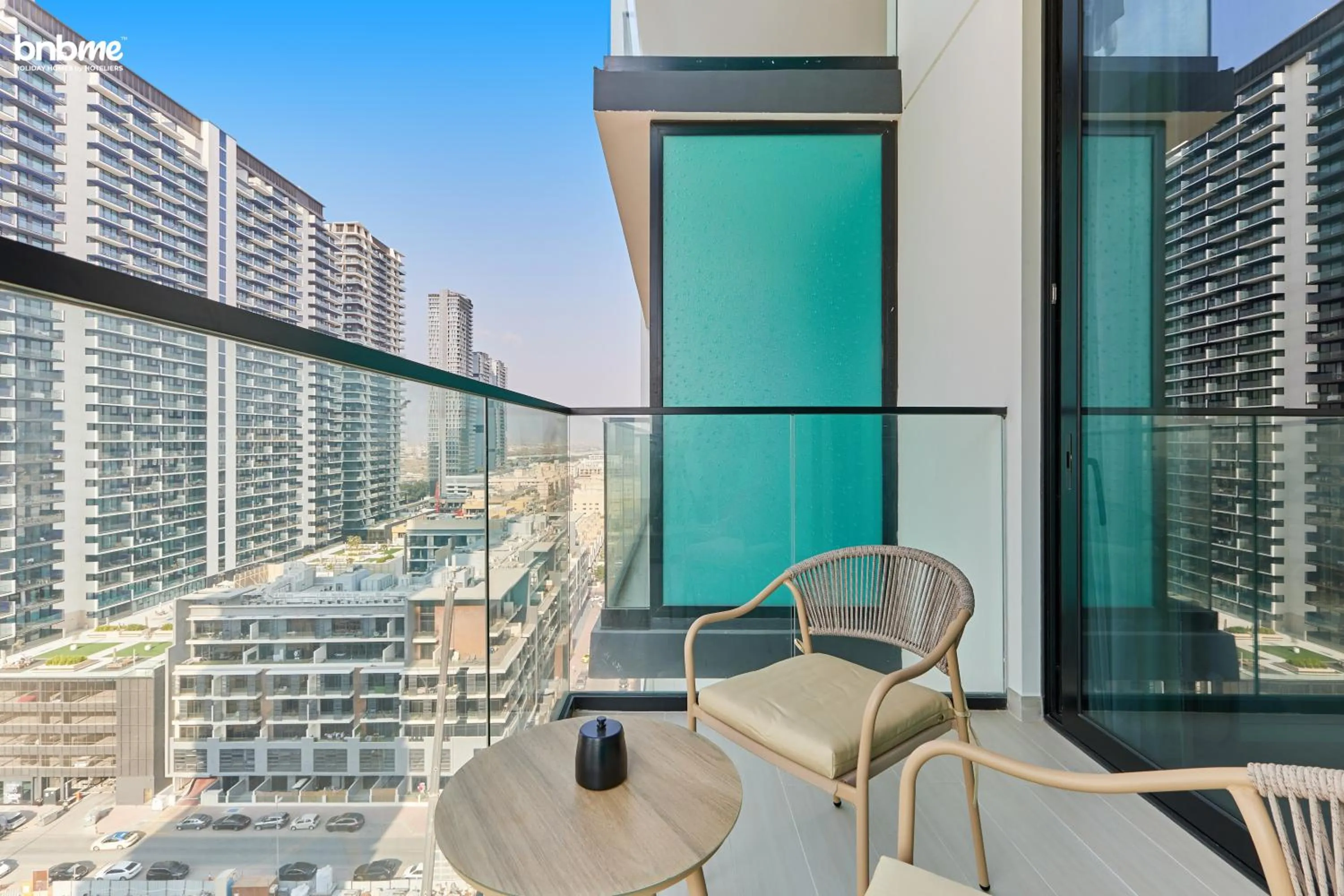 Day in bnbmehomes - Binghatti Lavender