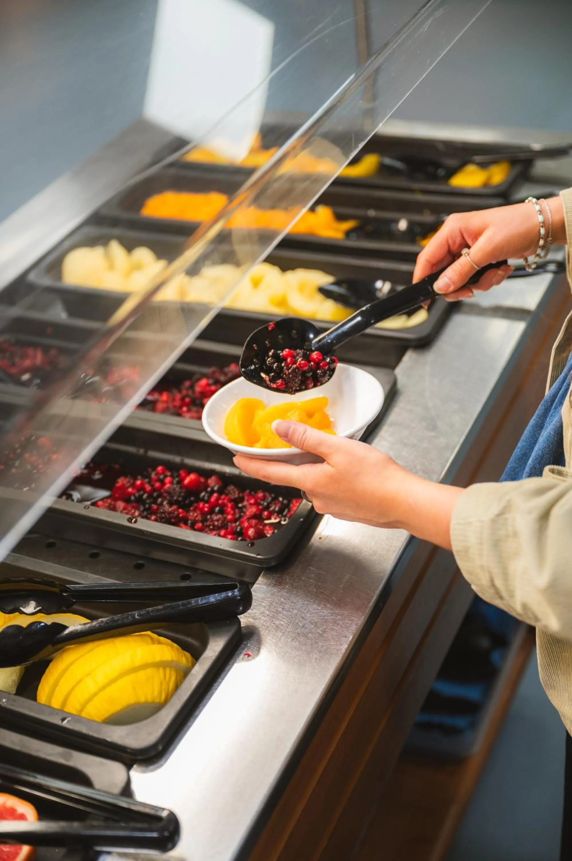 Breakfast in McIntosh Hall - Campus Accommodation