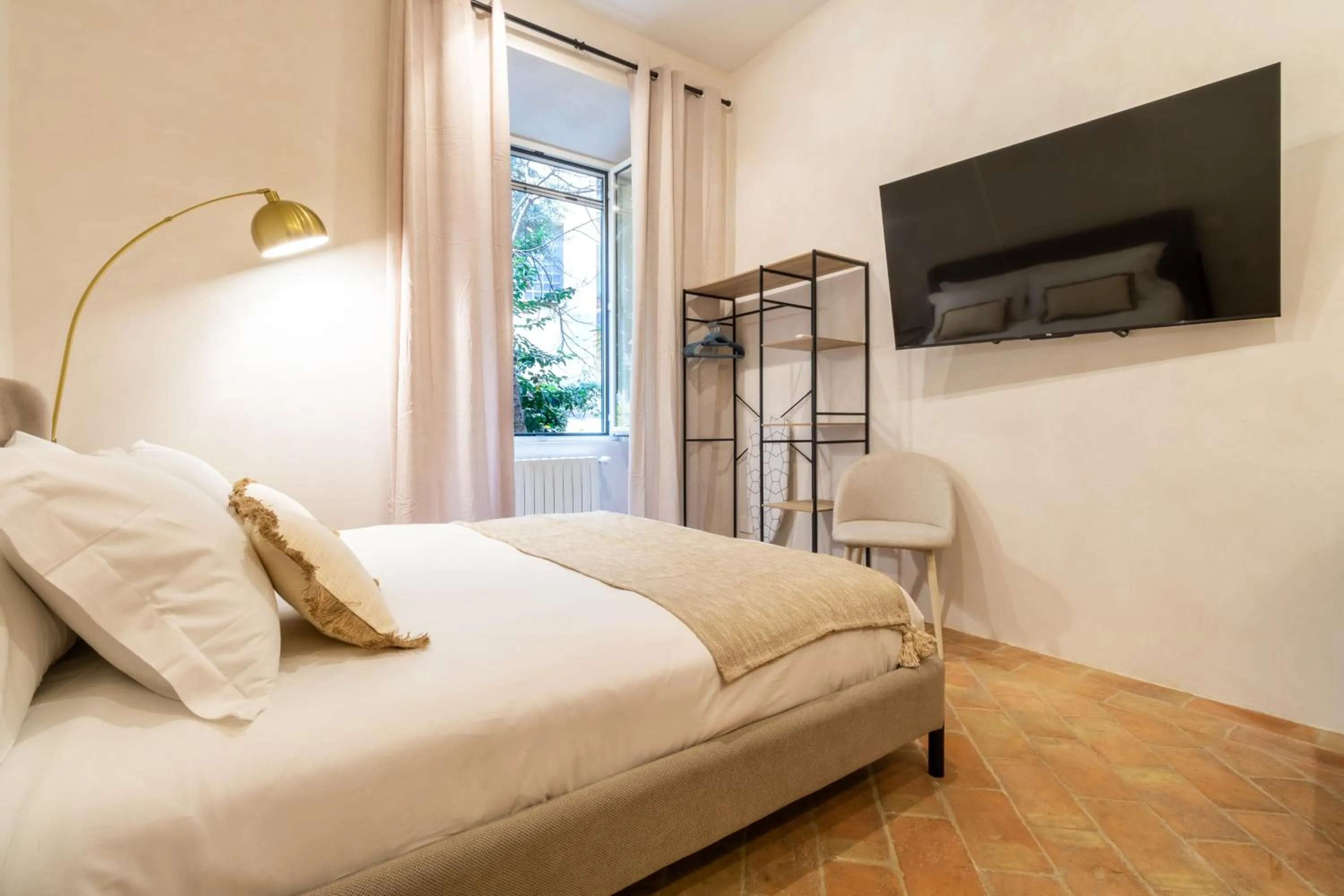 TV and multimedia, Bed in Cunabu Morosini