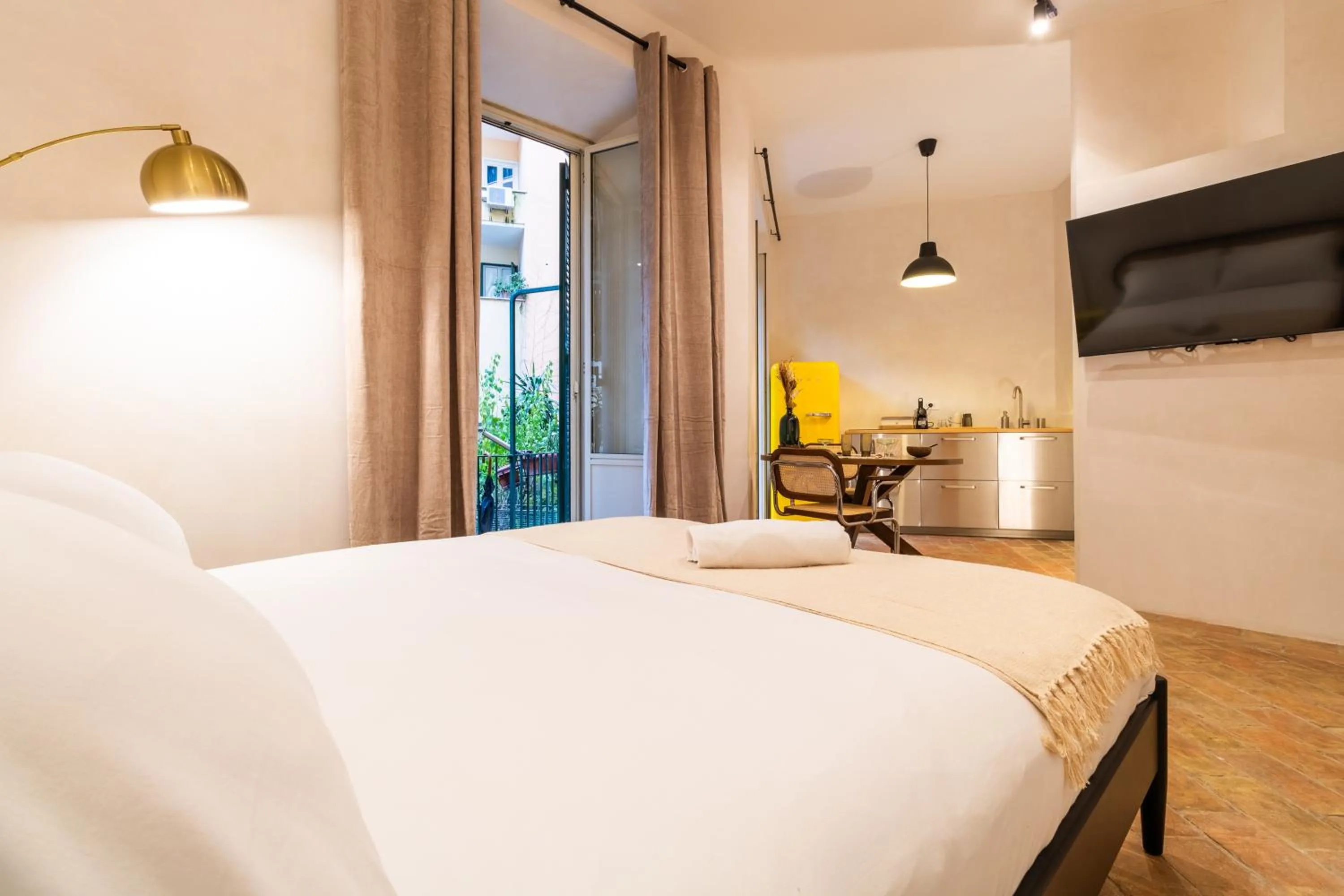 Photo of the whole room, Bed in Cunabu Morosini