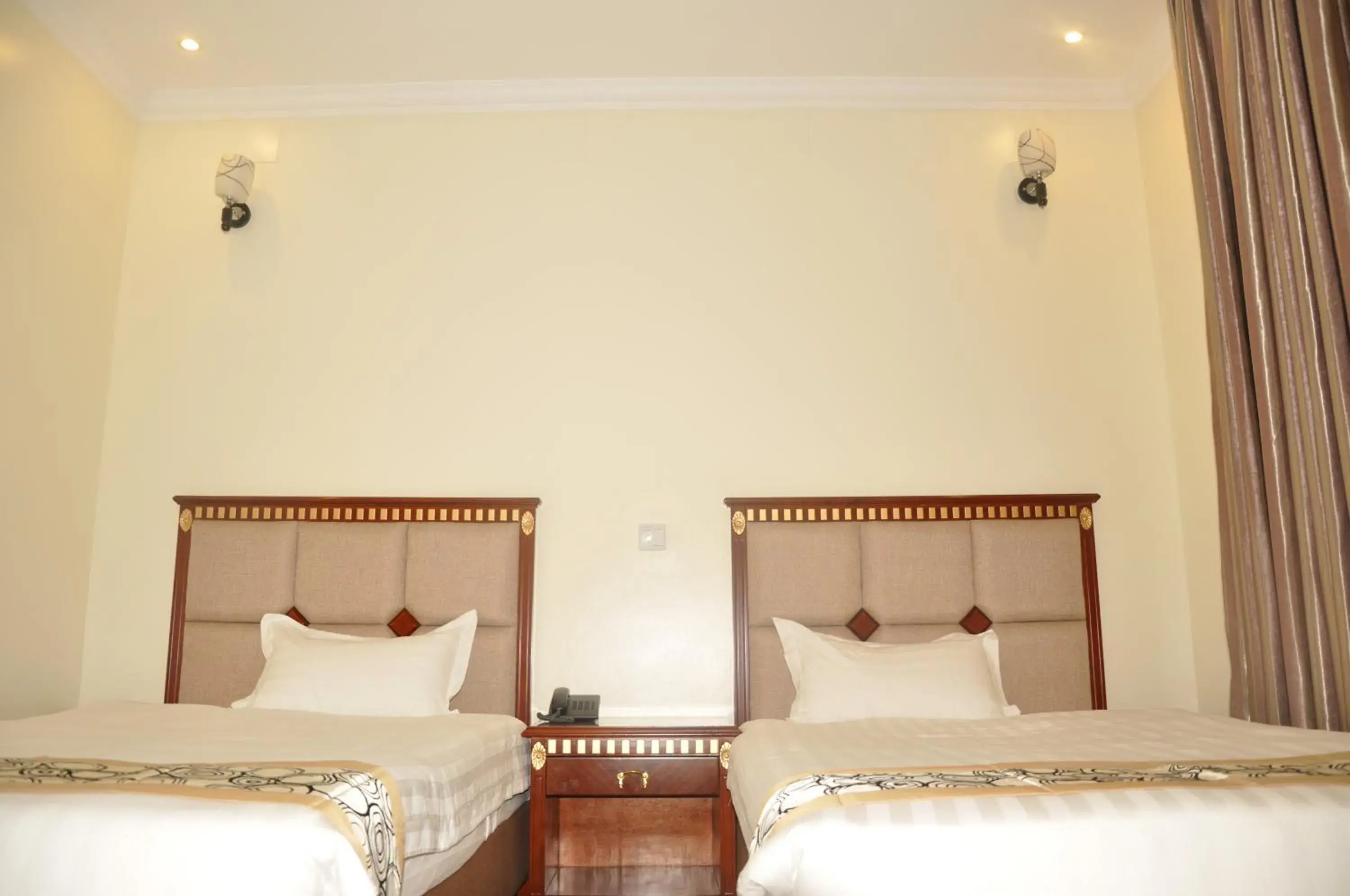Standard Twin Room - single occupancy in Great Seasons Hotel Standard Twin Room - single occupancy in Great Seasons Hotel