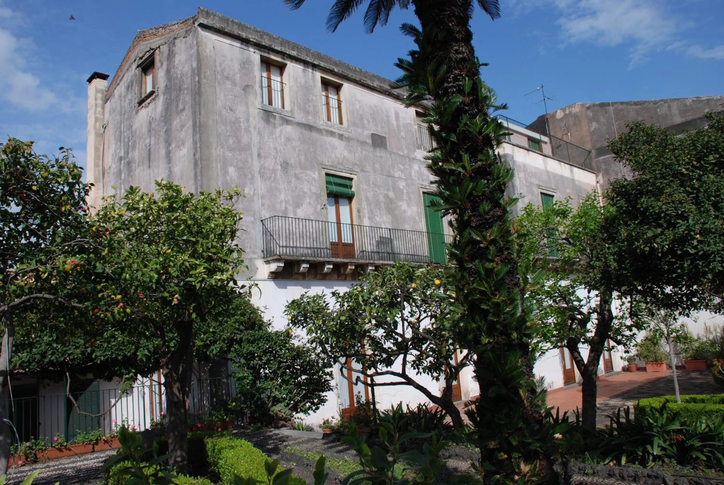 Garden view in B&B Villa Maria