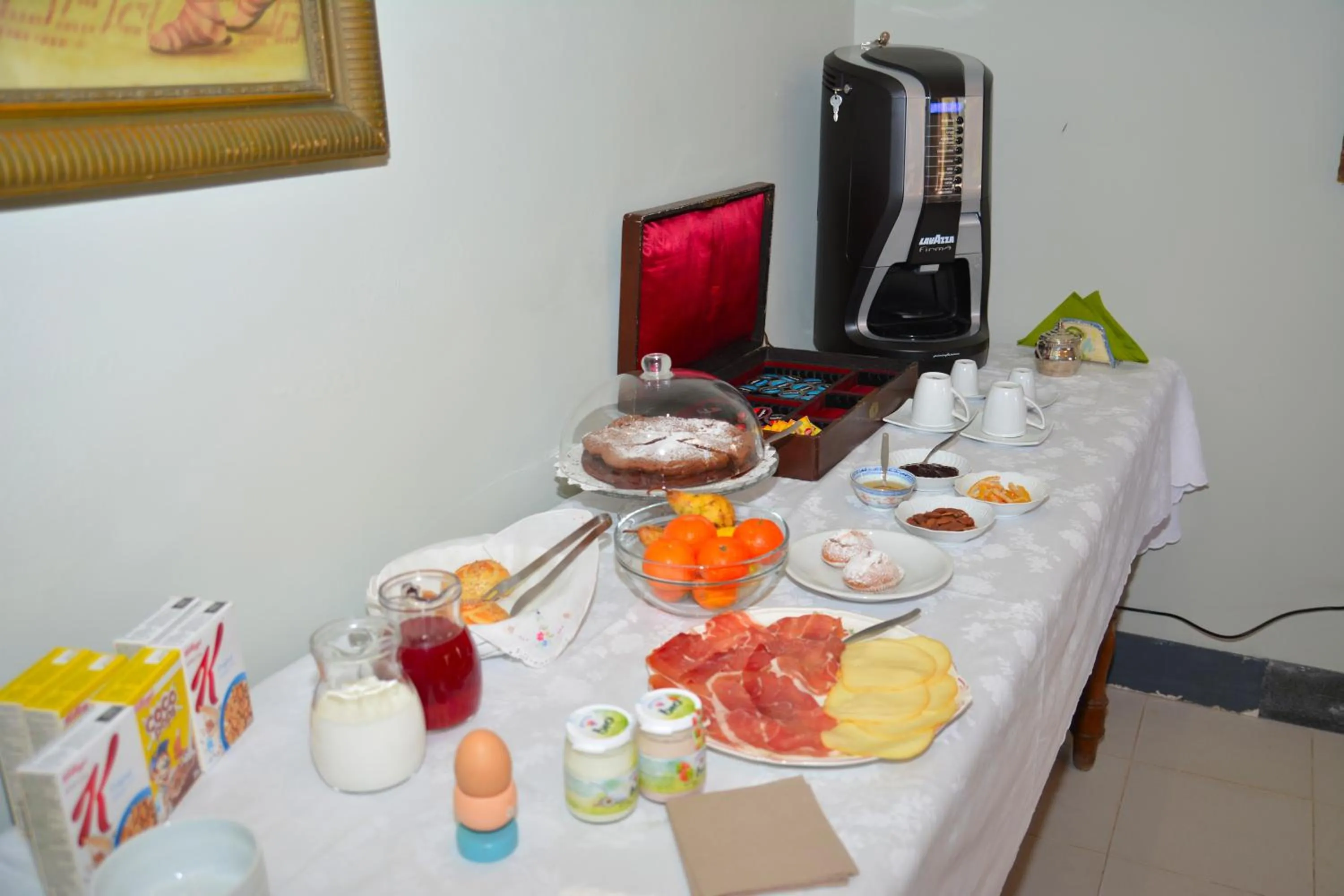 Buffet breakfast in B&B Villa Maria