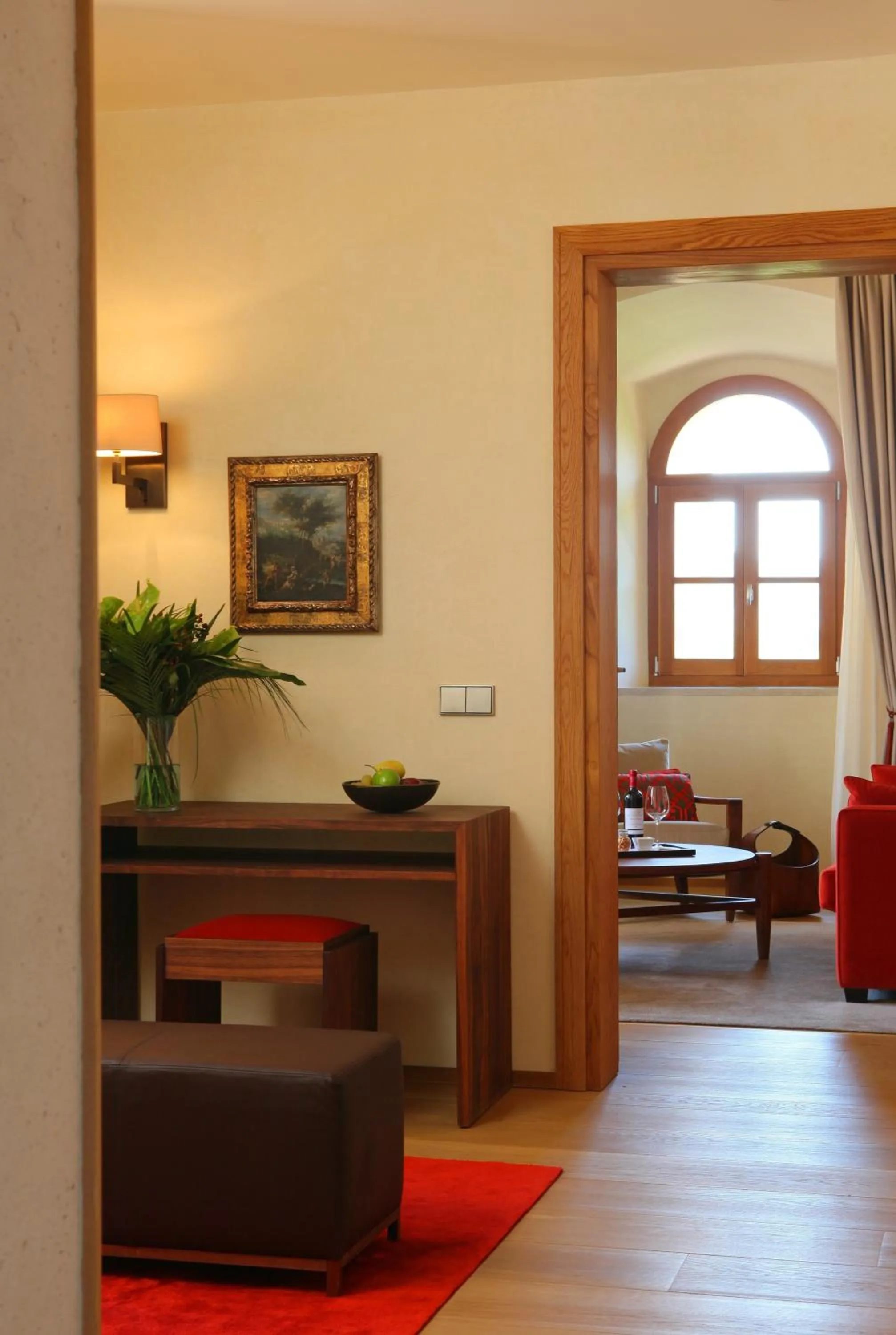 Photo of the whole room in Abadia Retuerta LeDomaine