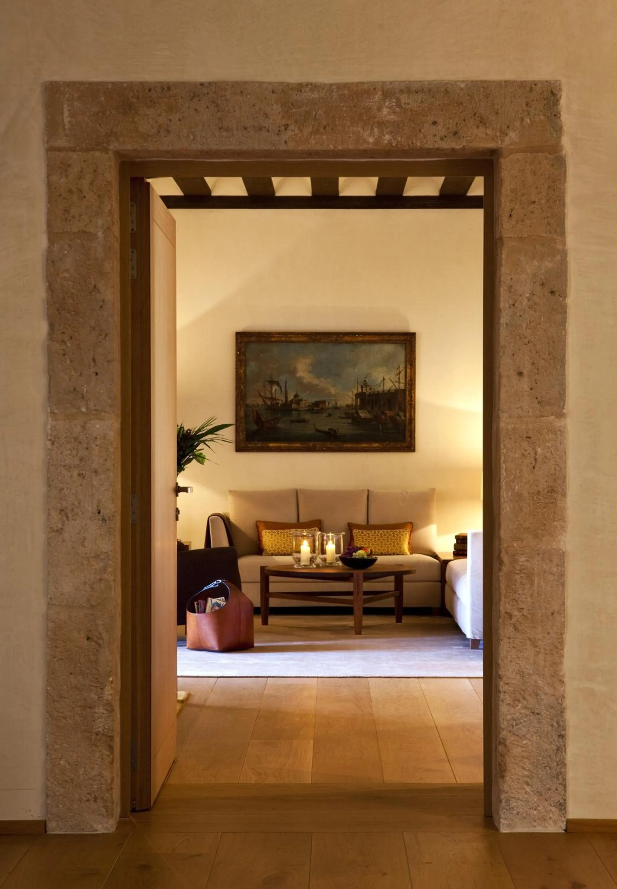 Living room in Abadia Retuerta LeDomaine