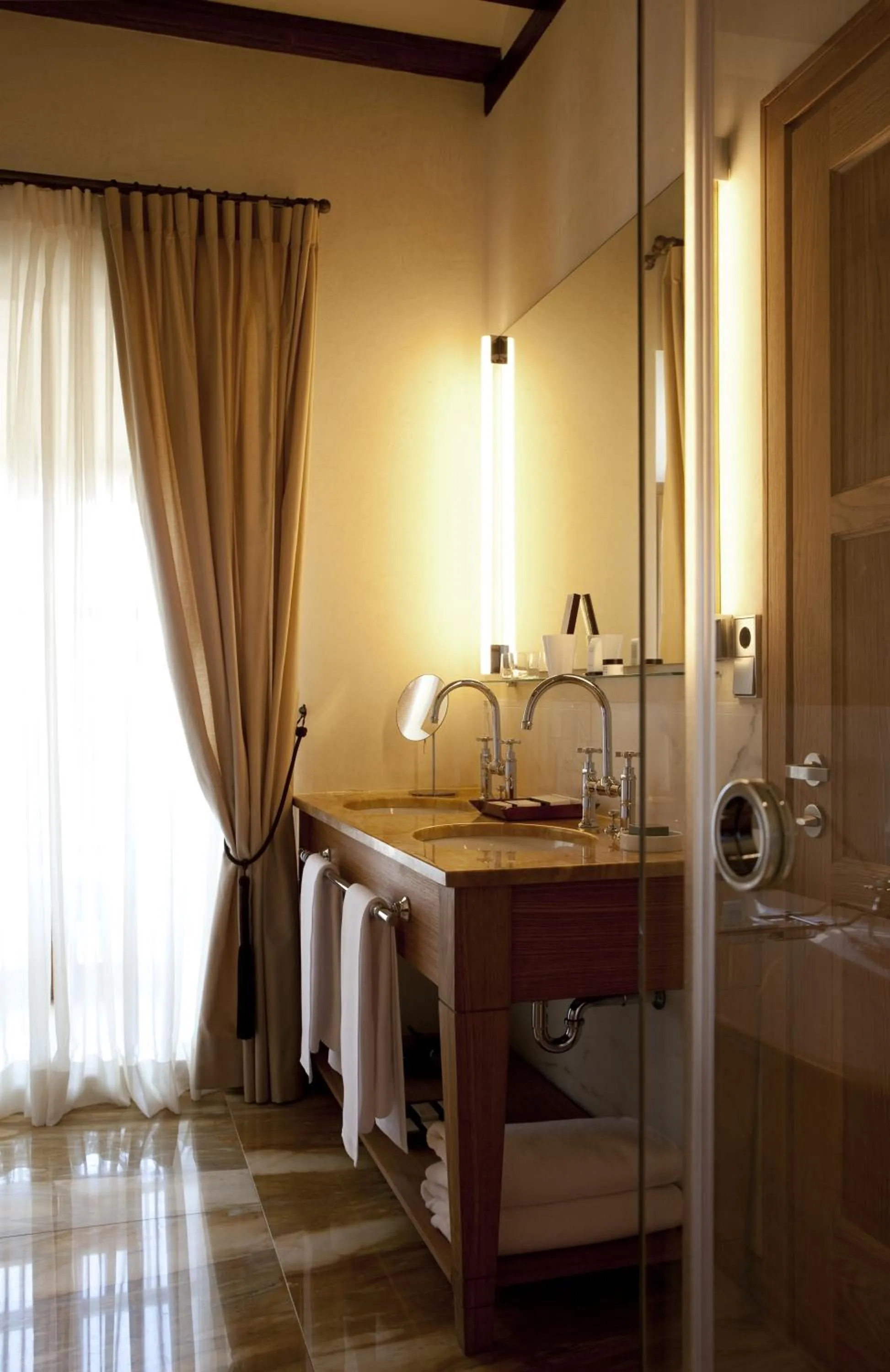 Bathroom in Abadia Retuerta LeDomaine