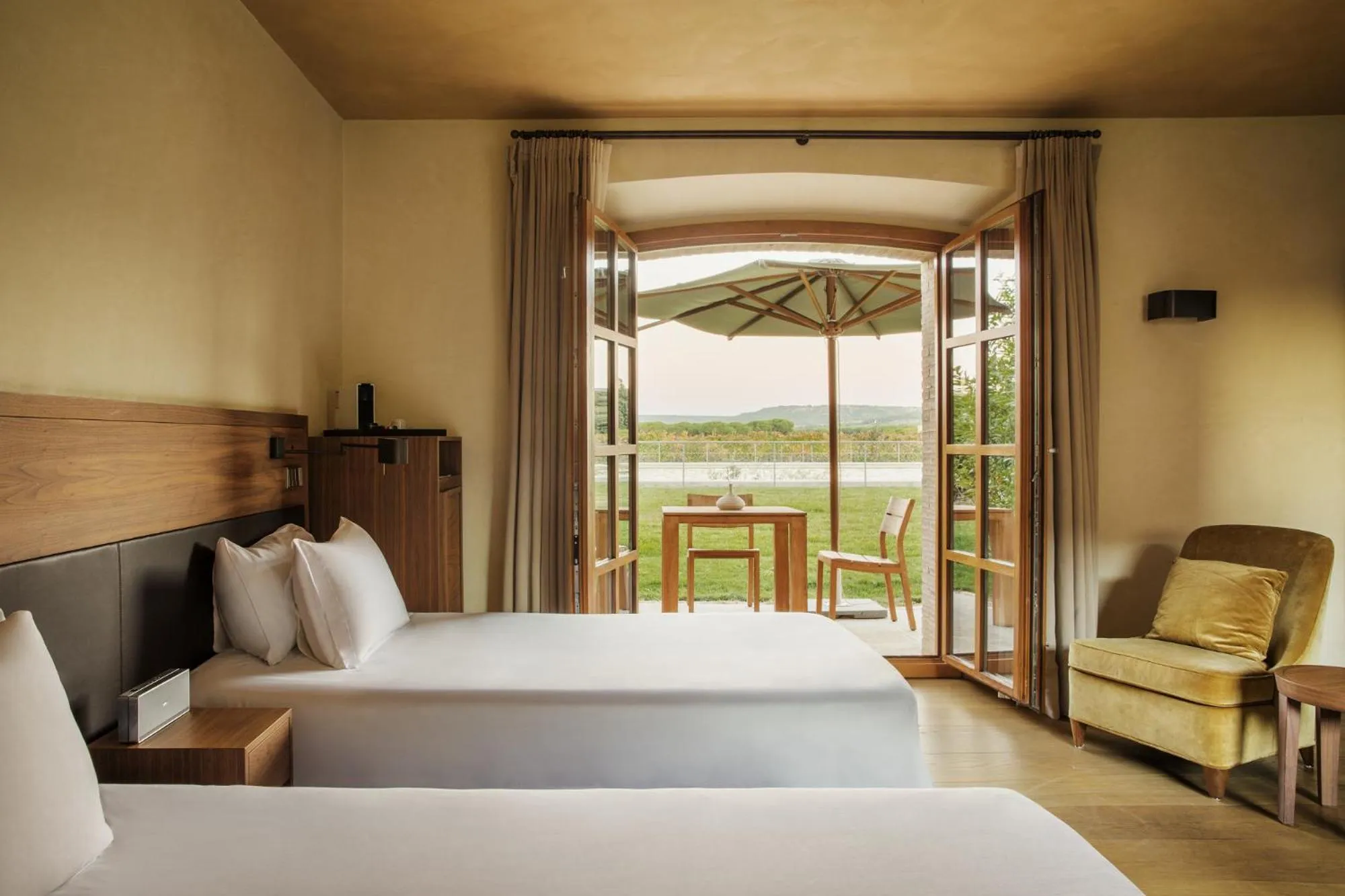 Patio, Bed in Abadia Retuerta LeDomaine