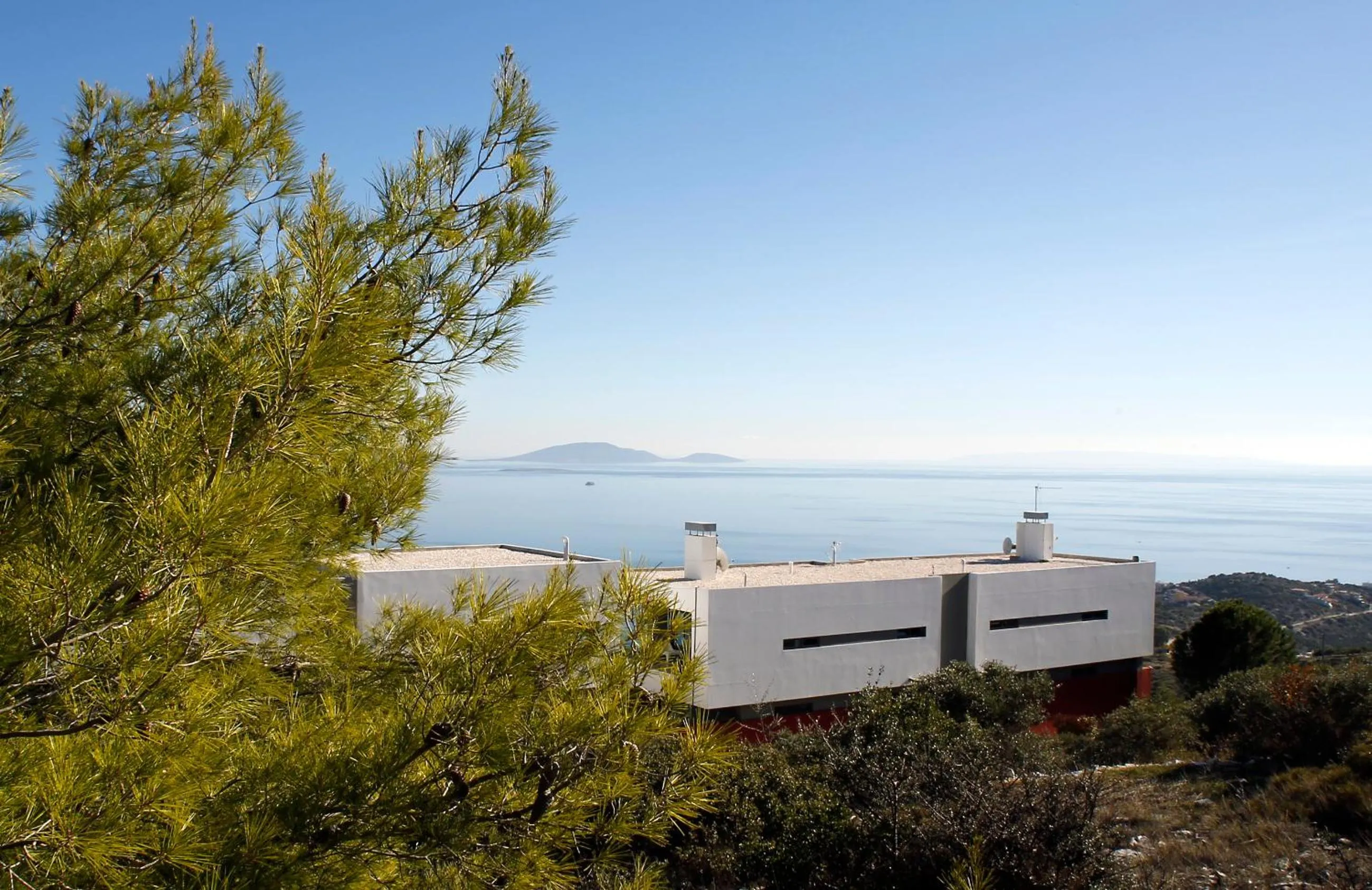 Property building in Seaview Maisonette Schinias