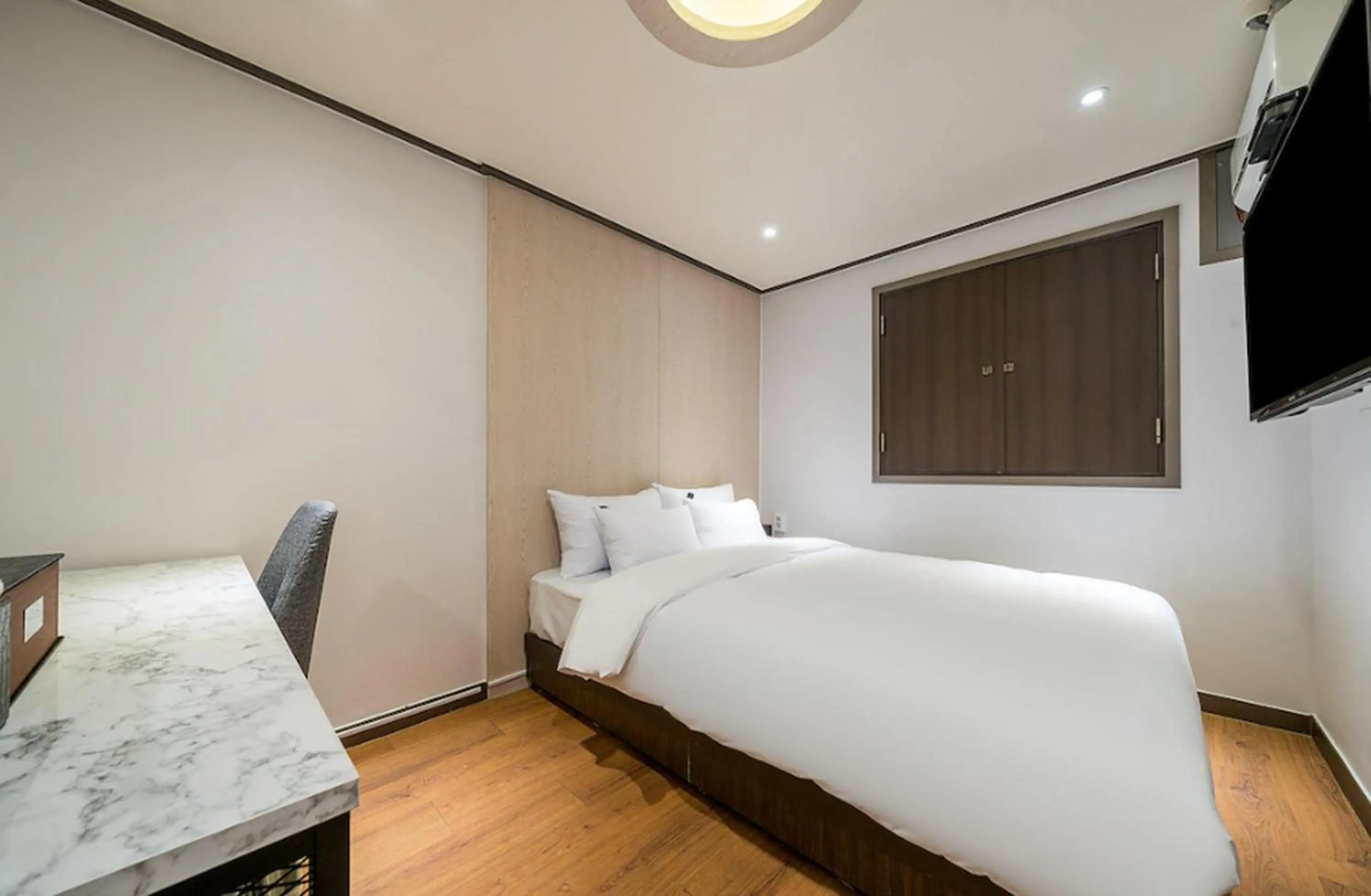 Bedroom, Bed in Ssum Hotel Suwon