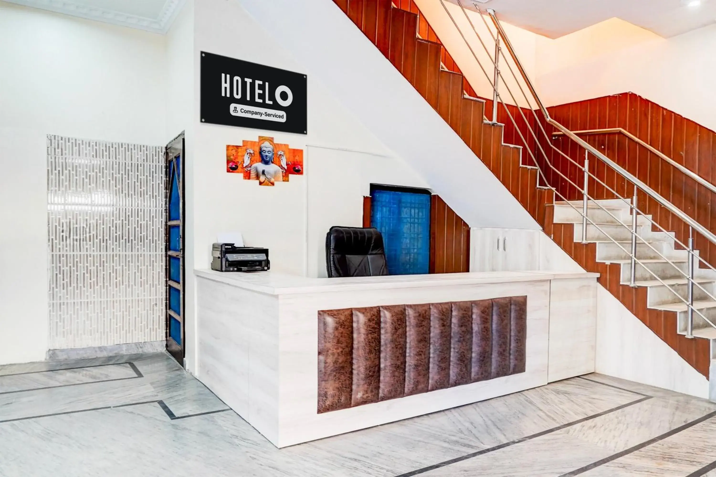 Lobby or reception in Super Hotel O Sudhowala Near Nanda ki Chowk Lobby or reception in Super Hotel O Sudhowala Near Nanda ki Chowk